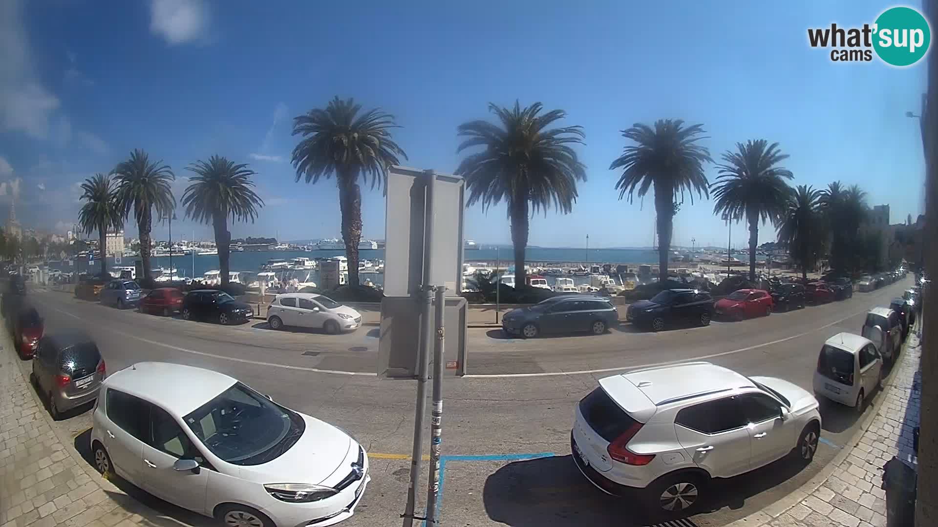 Webcam Split – Seaside Promenade