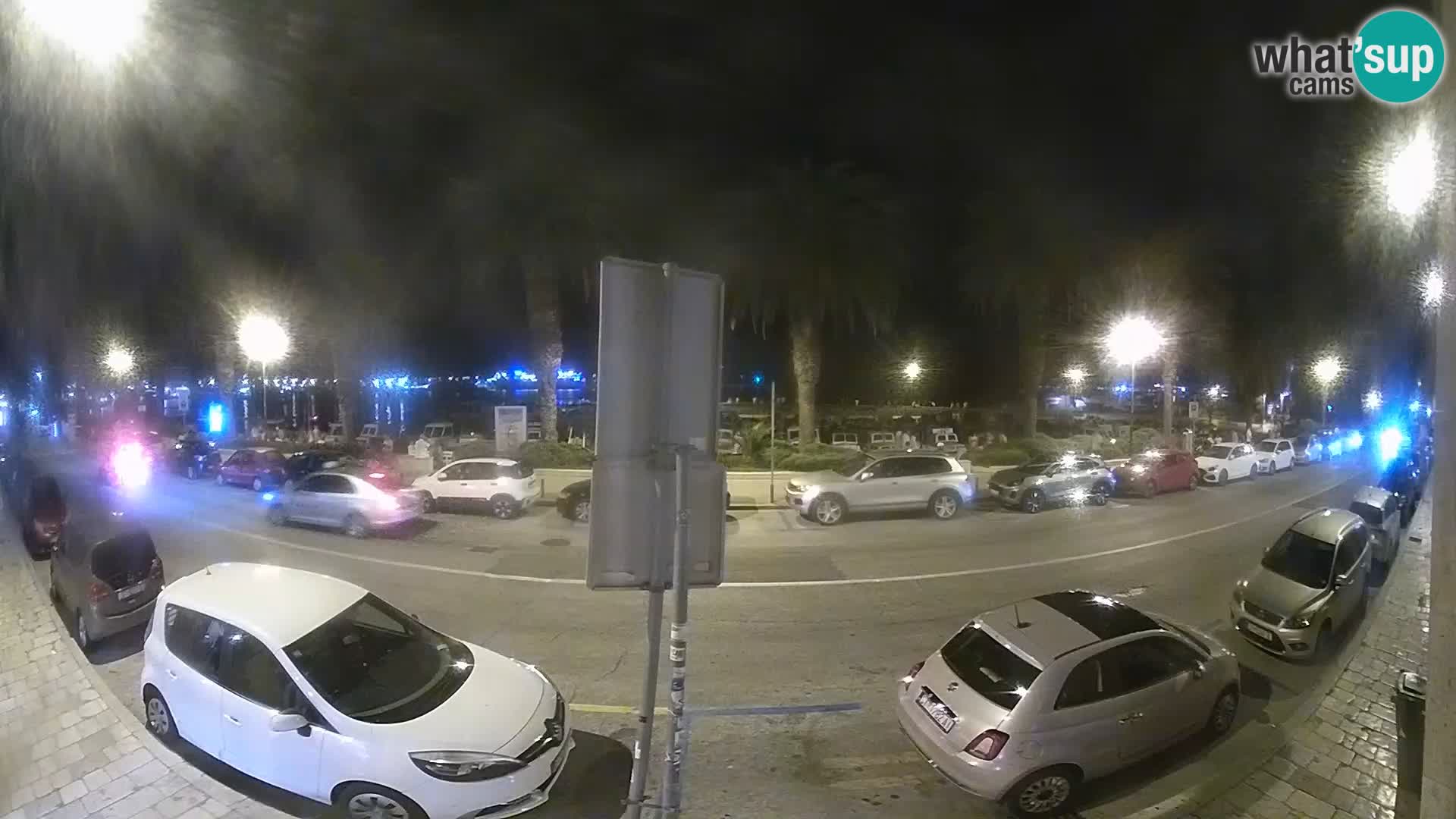 Webcam Split – Seaside Promenade