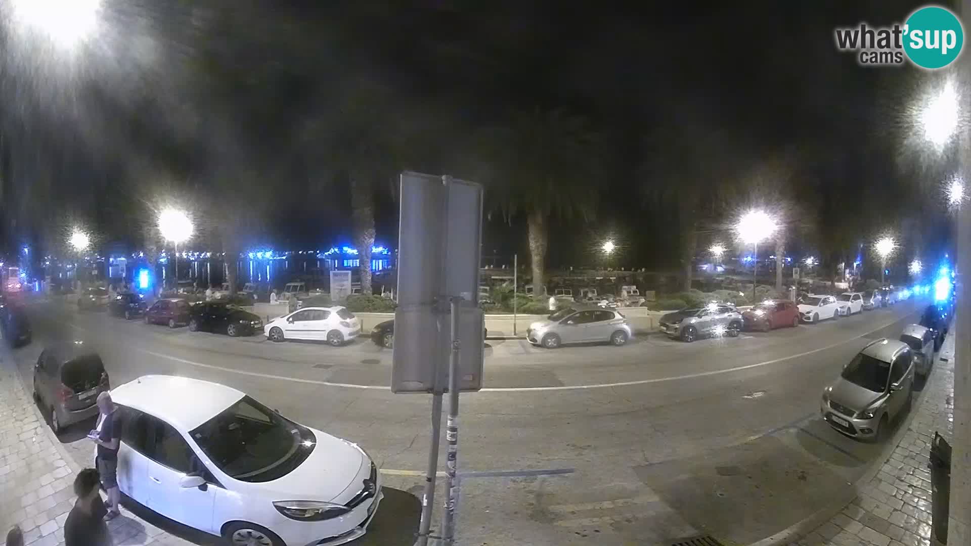 Webcam Split – Seaside Promenade
