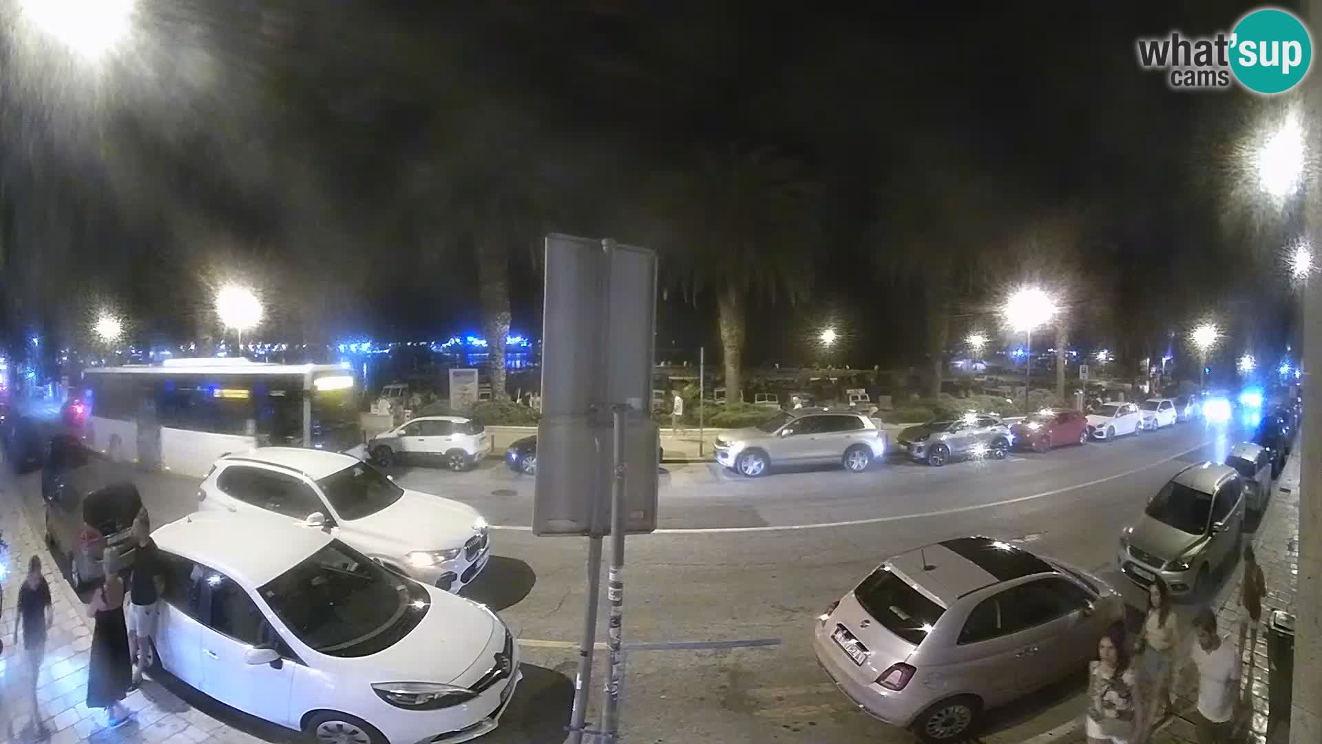 Webcam Split – Seaside Promenade