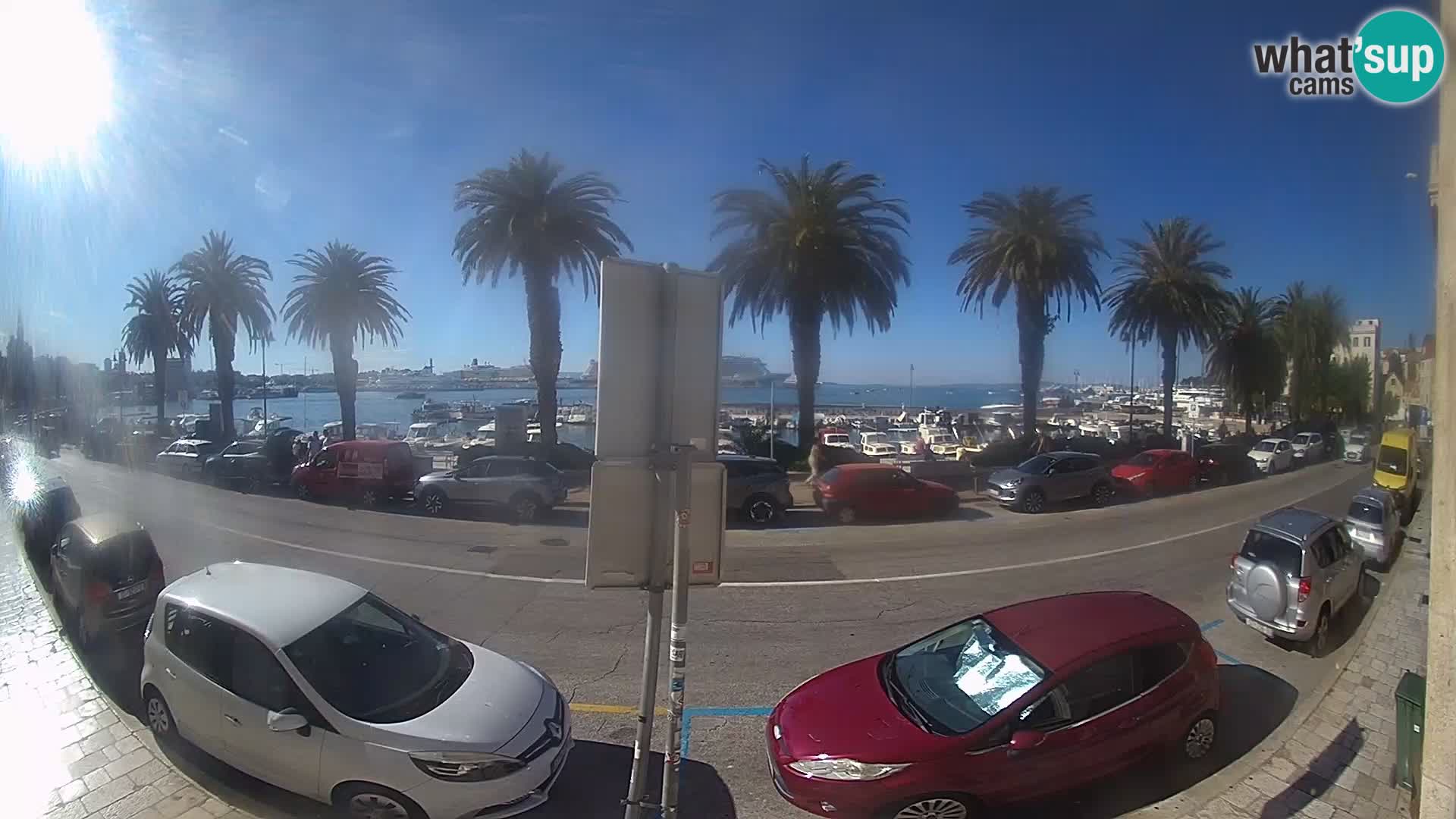 Webcam Split – Seaside Promenade