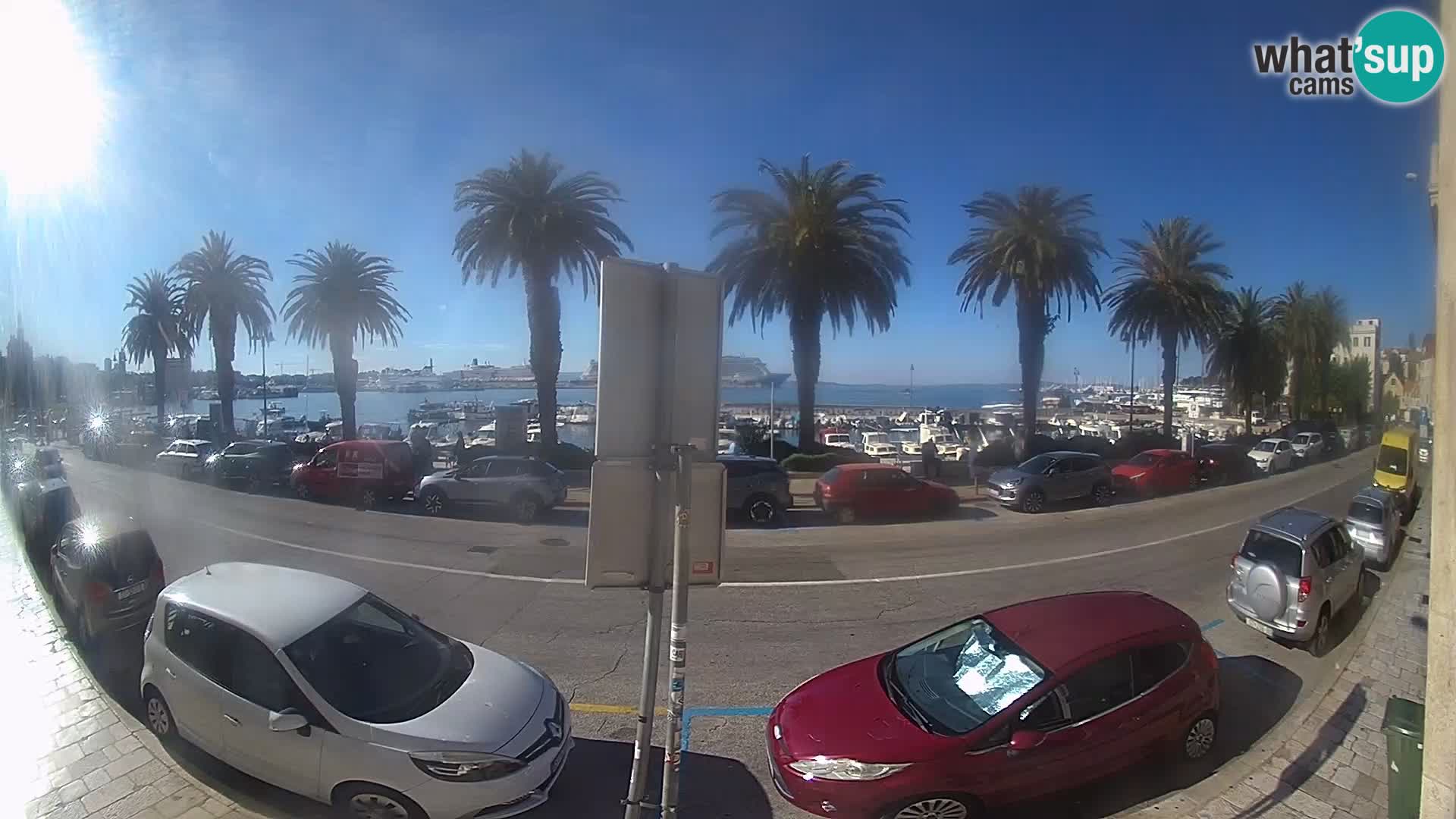 Webcam Split – Seaside Promenade