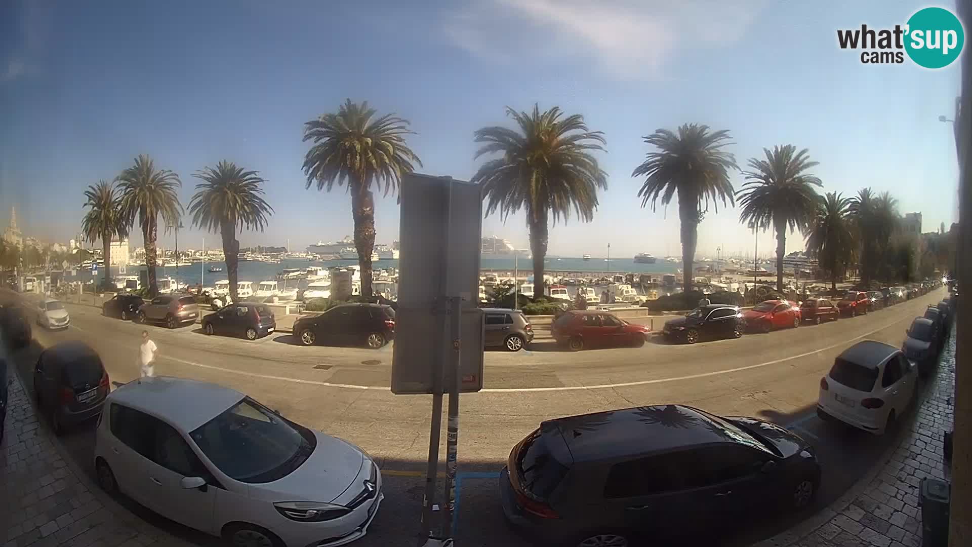 Webcam Split – Seaside Promenade