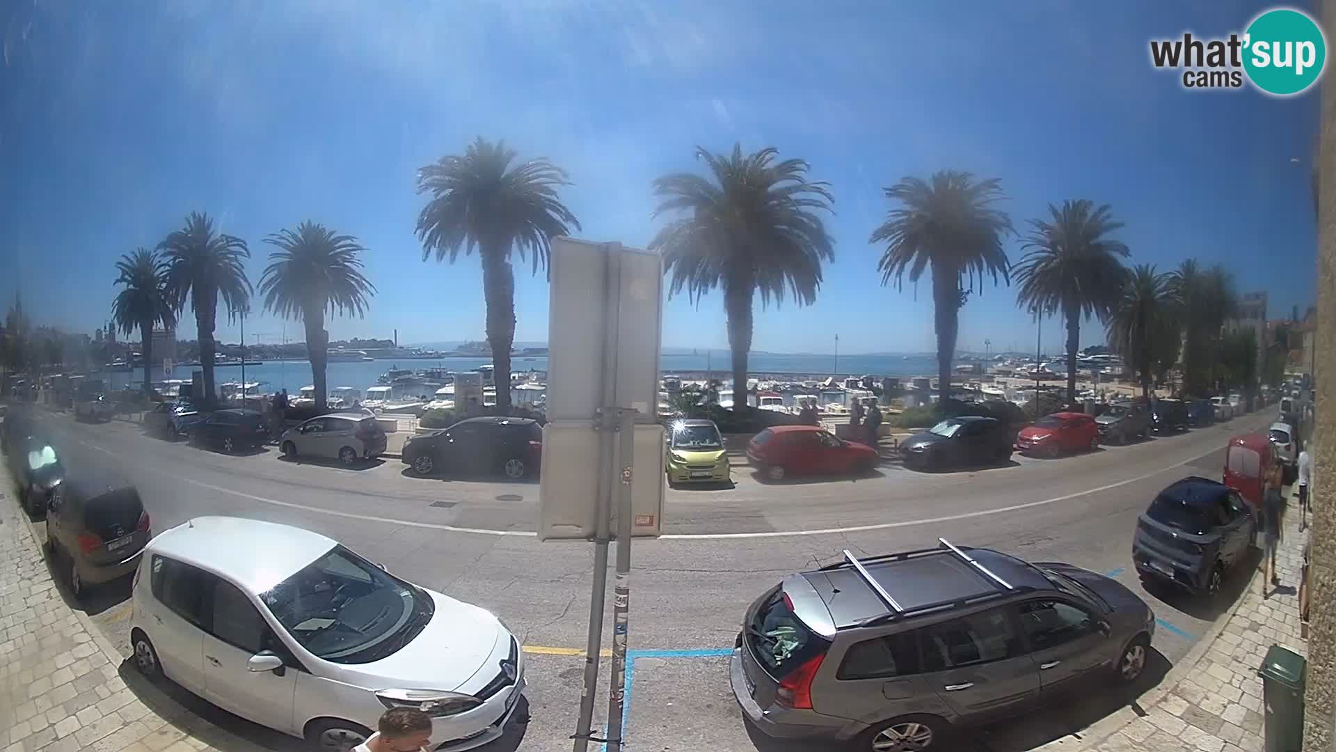 Webcam Split – Seaside Promenade