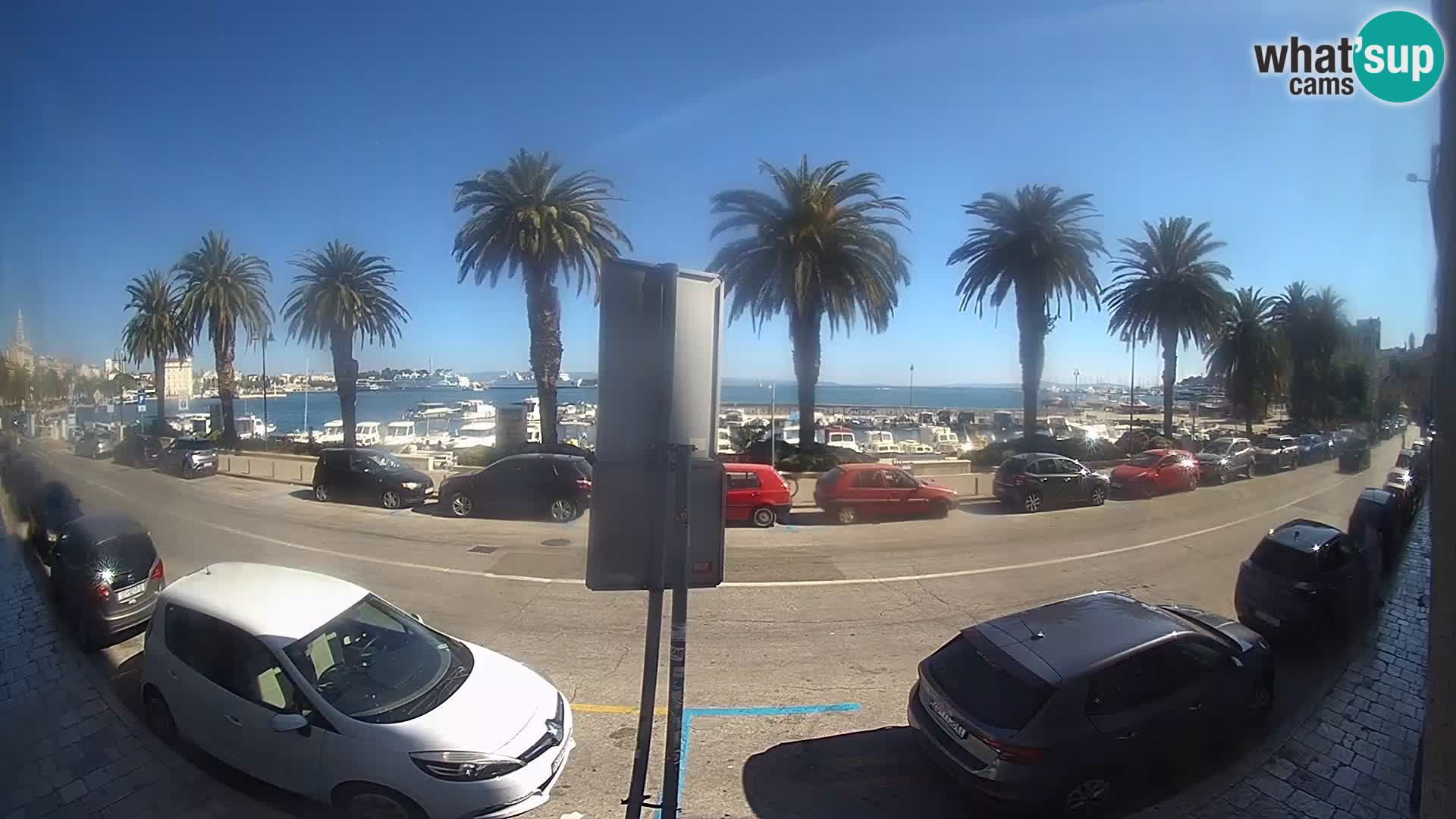 Webcam Split – Seaside Promenade