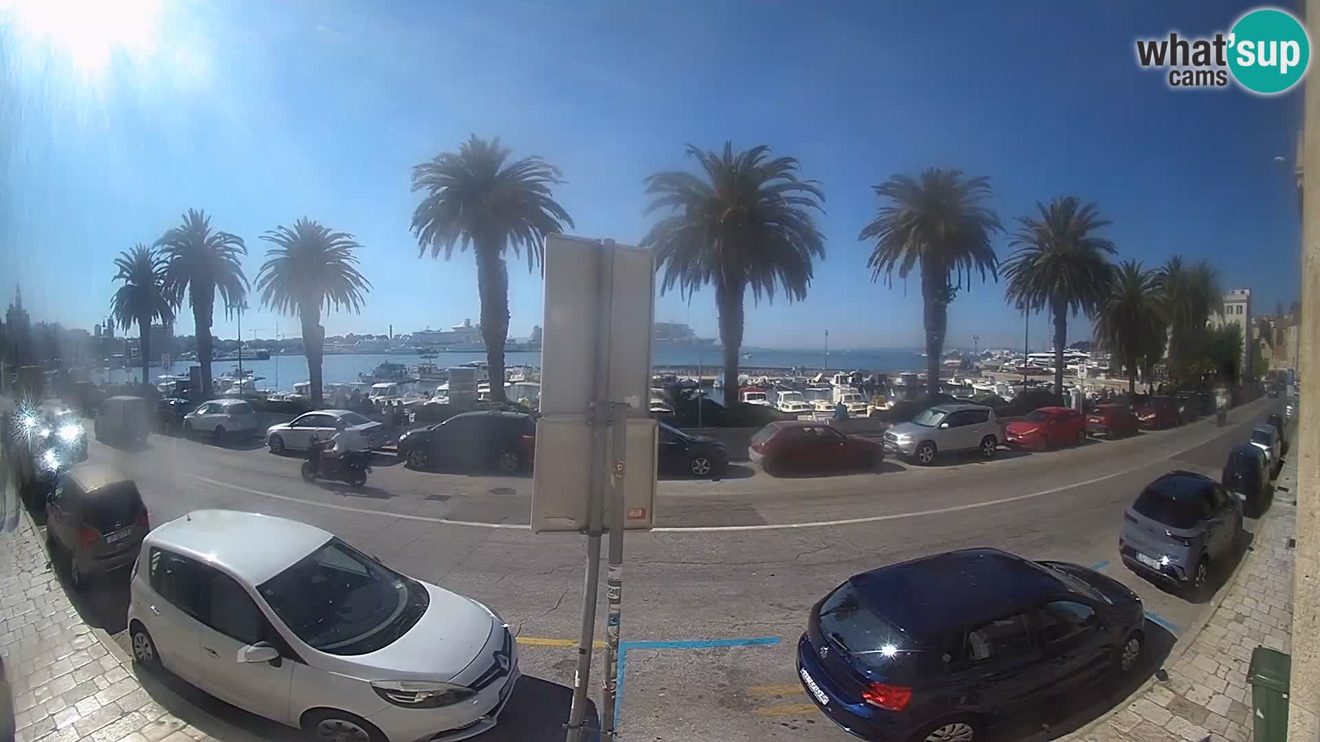 Webcam Split – Seaside Promenade