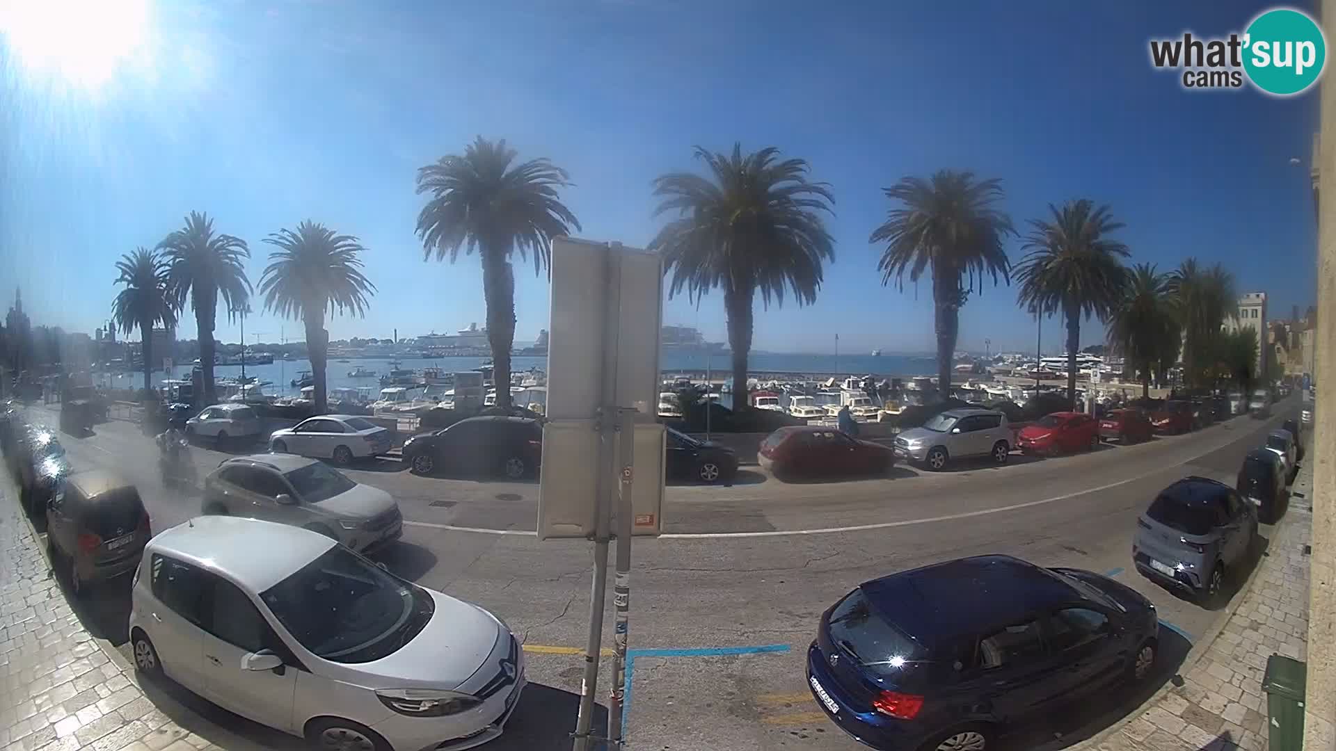 Webcam Split – Seaside Promenade