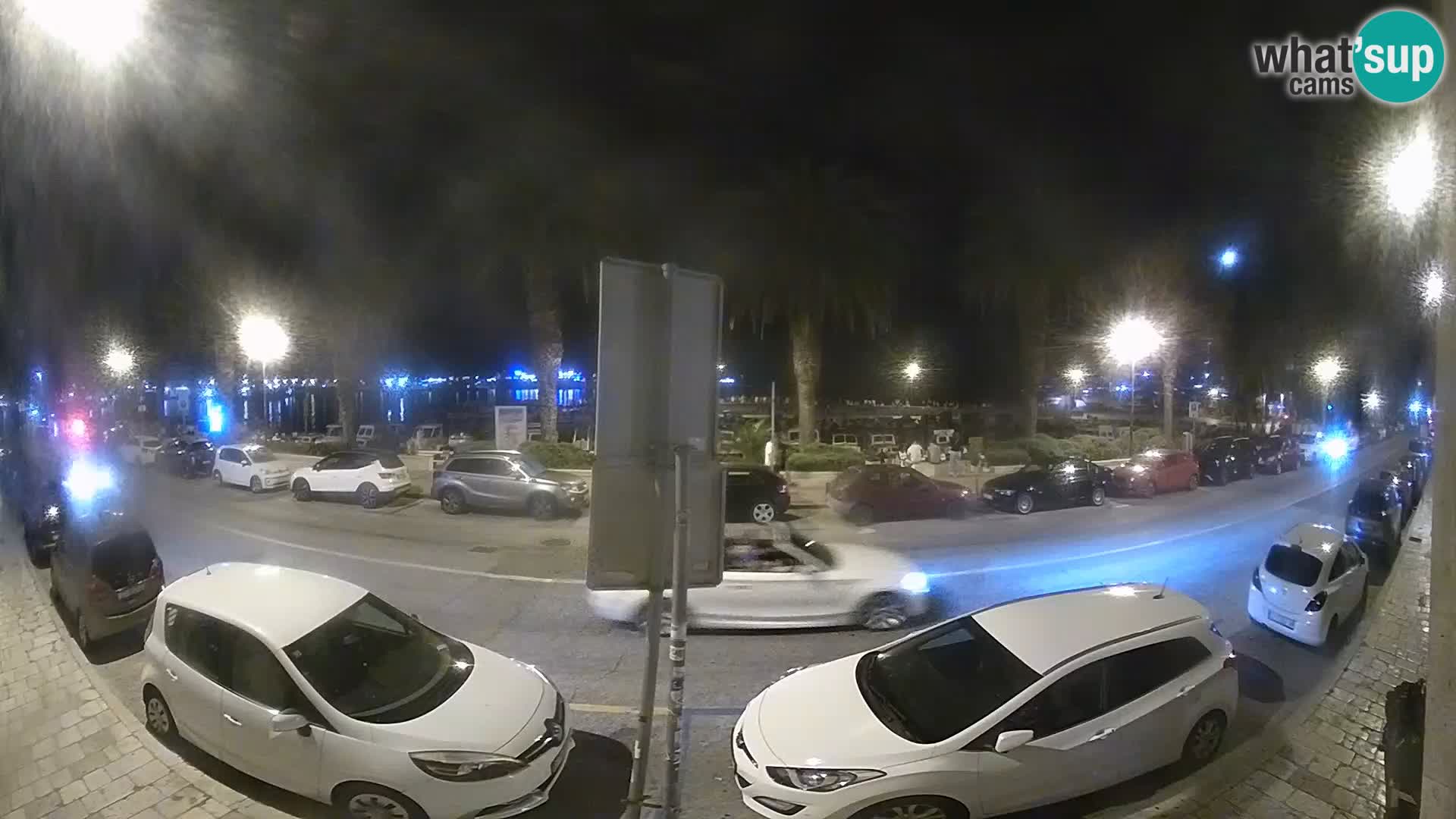 Webcam Split – Seaside Promenade