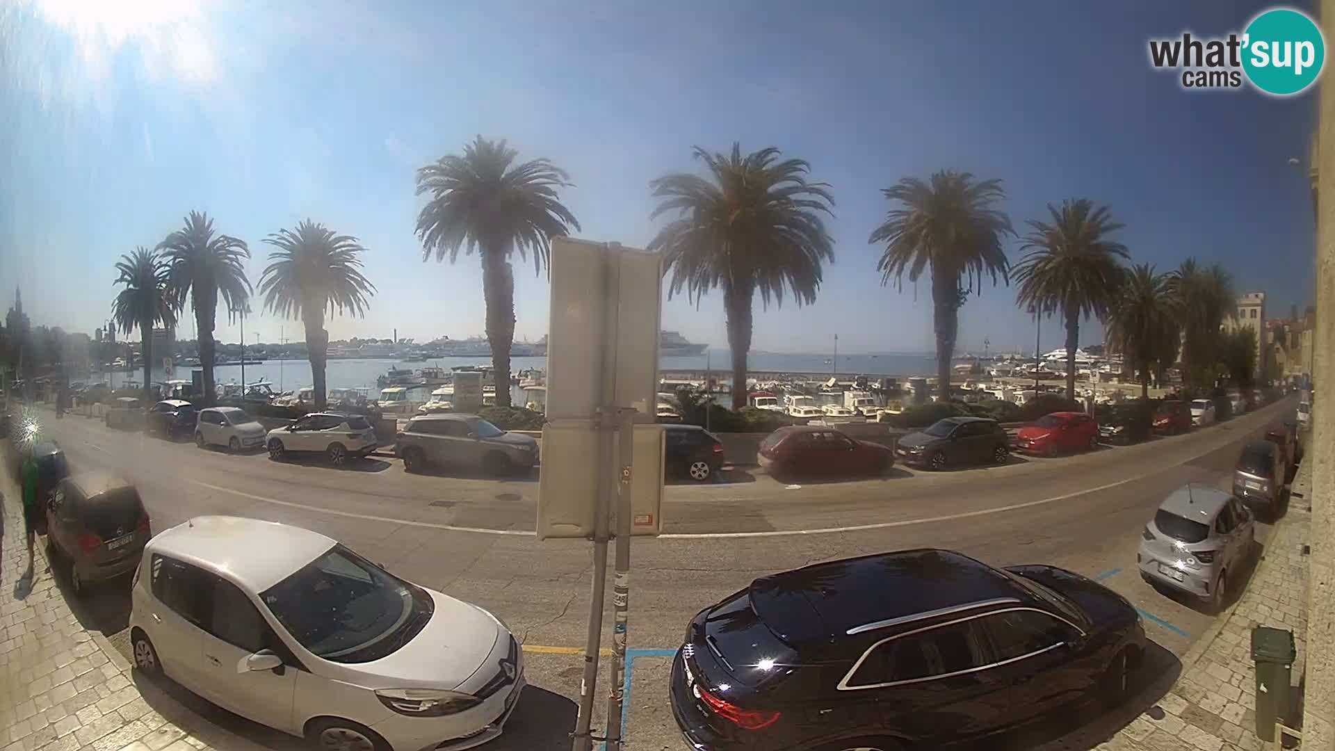 Webcam Split – Seaside Promenade