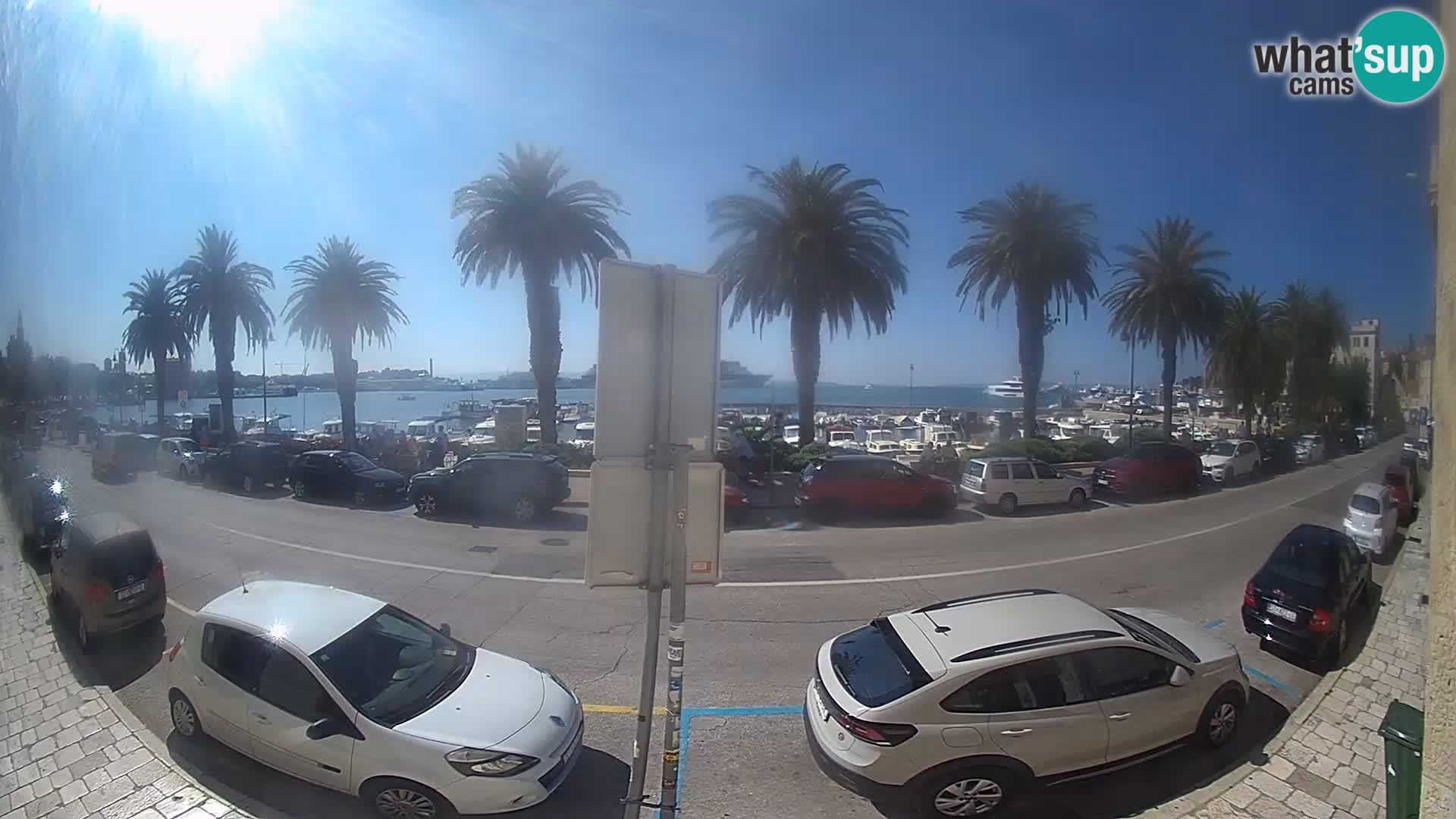 Webcam Split – Seaside Promenade