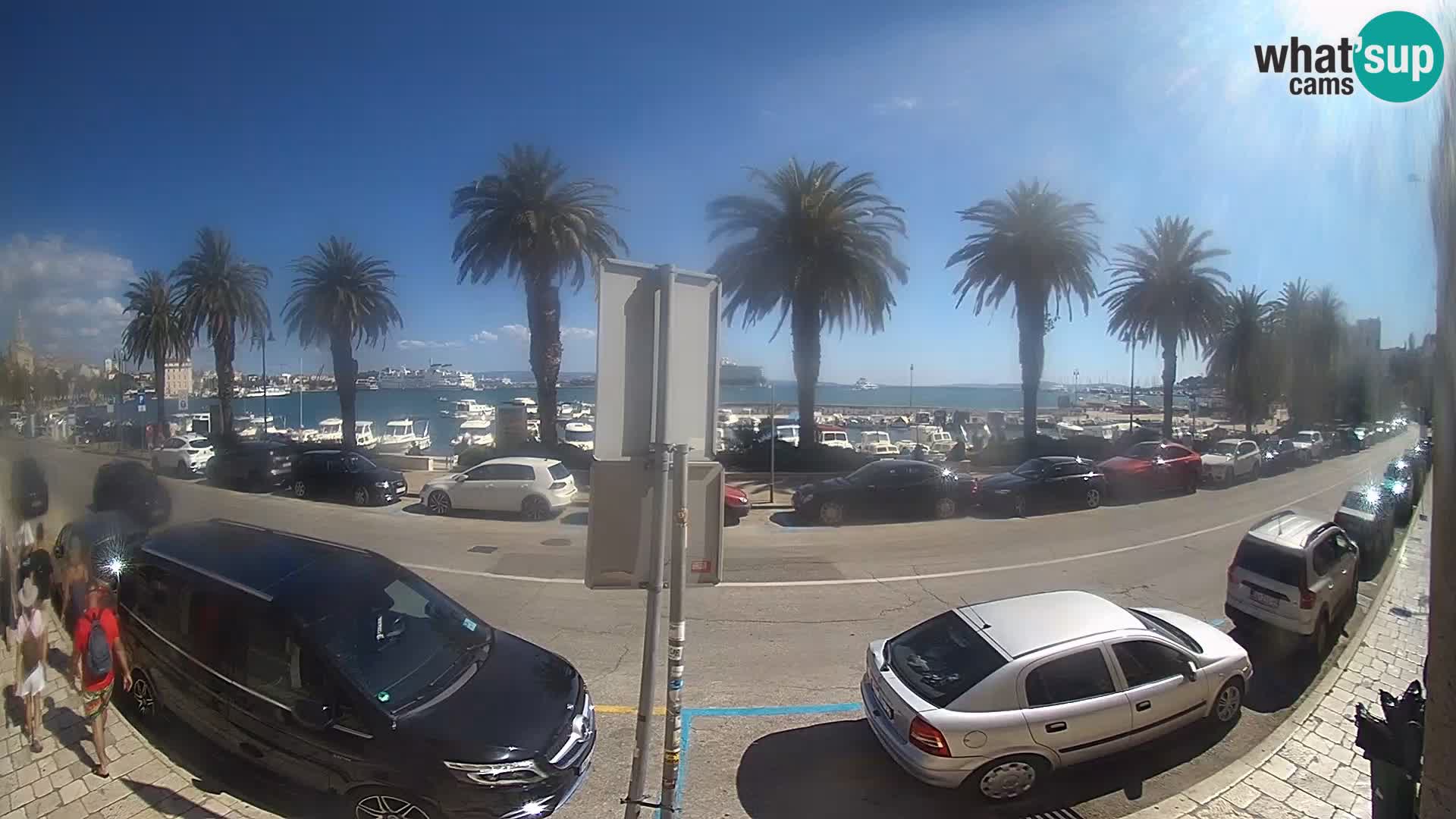 Webcam Split – Seaside Promenade