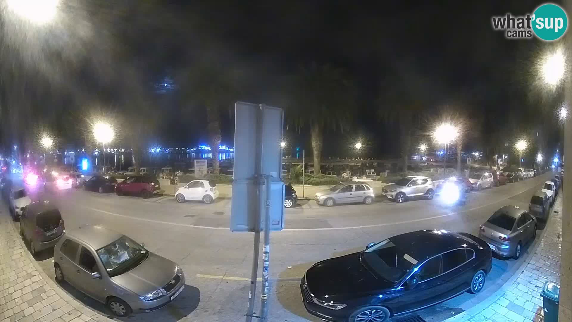 Webcam Split – Seaside Promenade