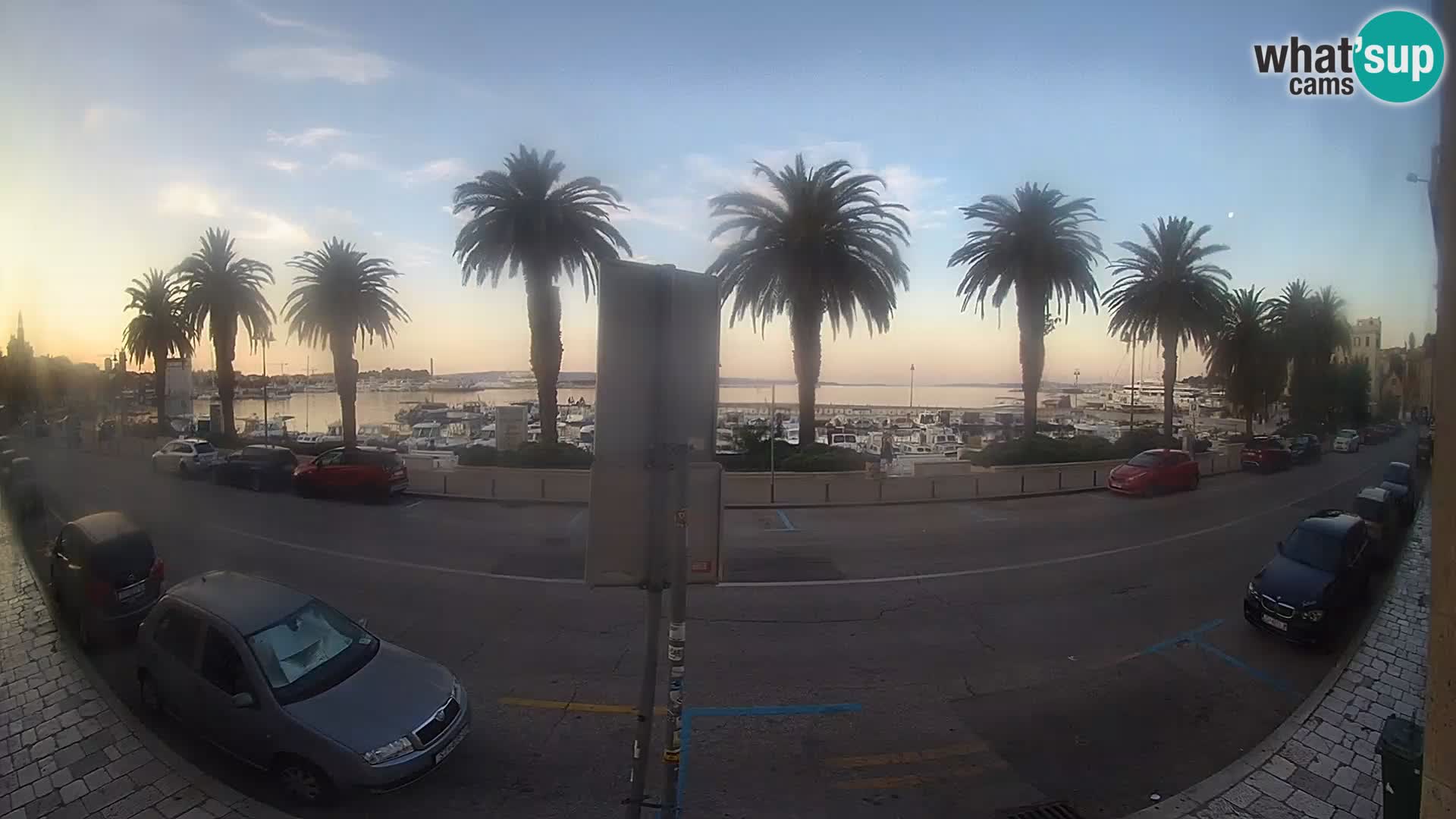 Webcam Split – Seaside Promenade