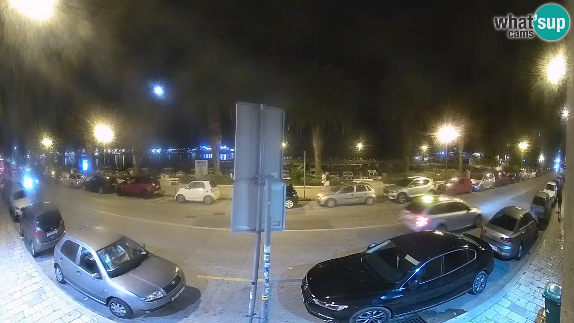 Webcam Split – Seaside Promenade