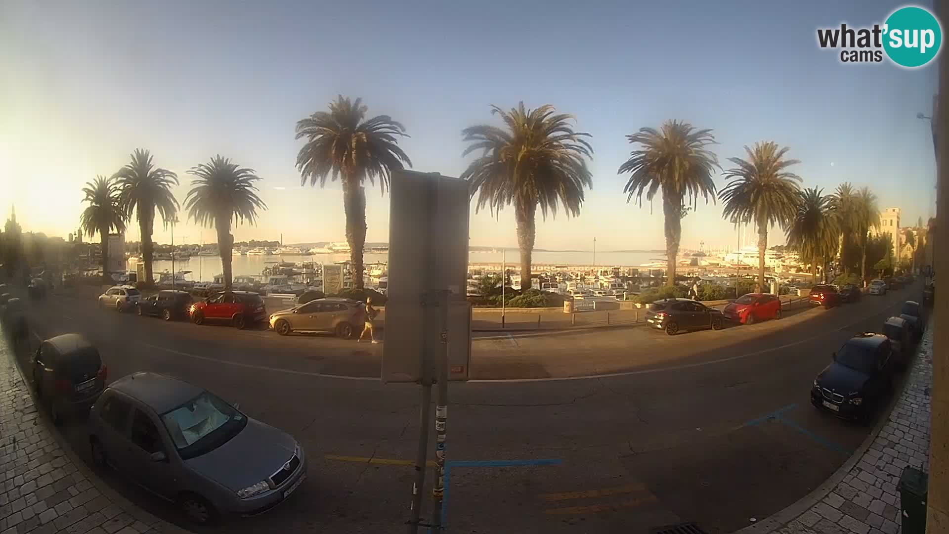 Webcam Split – Seaside Promenade