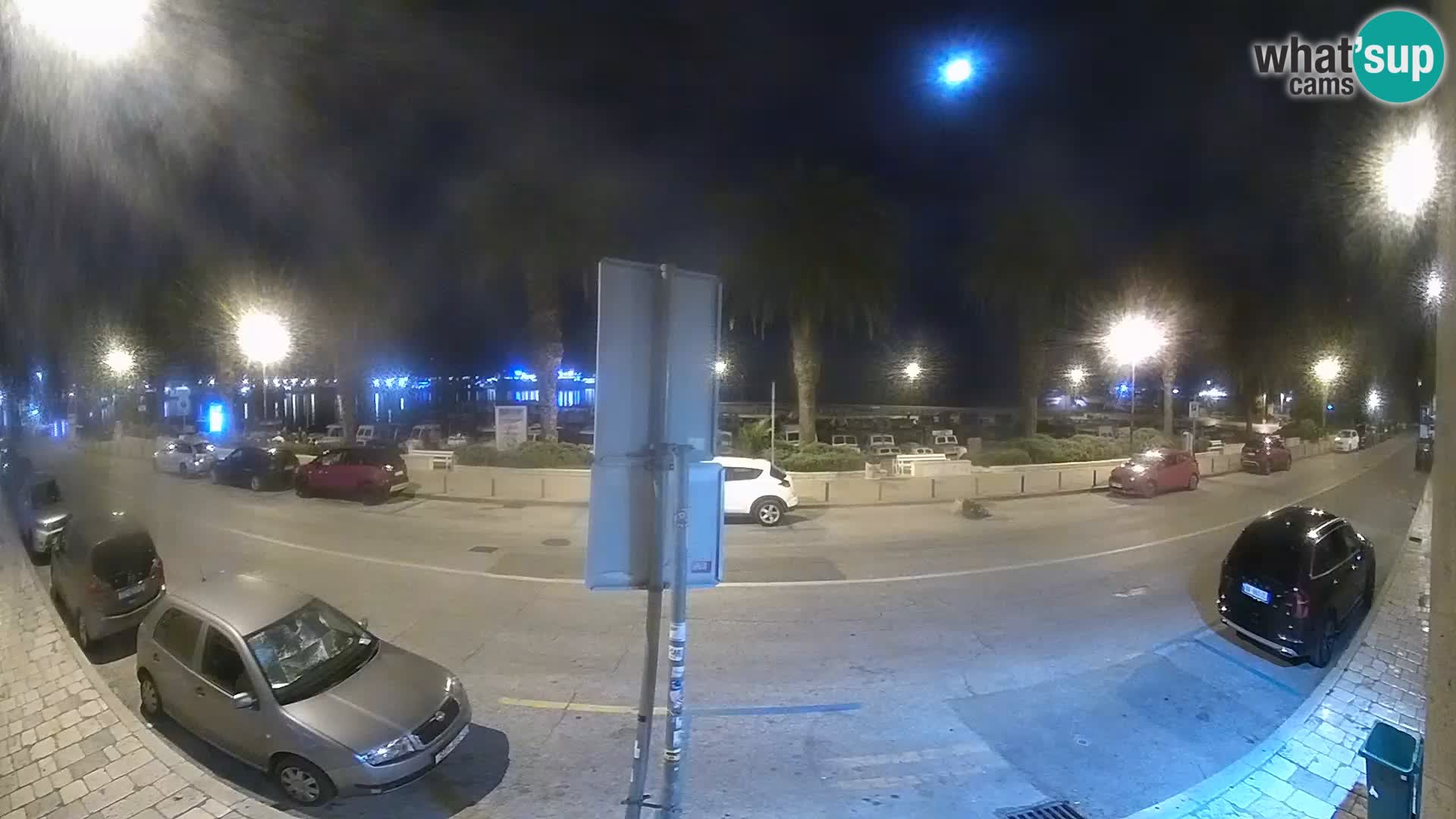 Webcam Split – Seaside Promenade