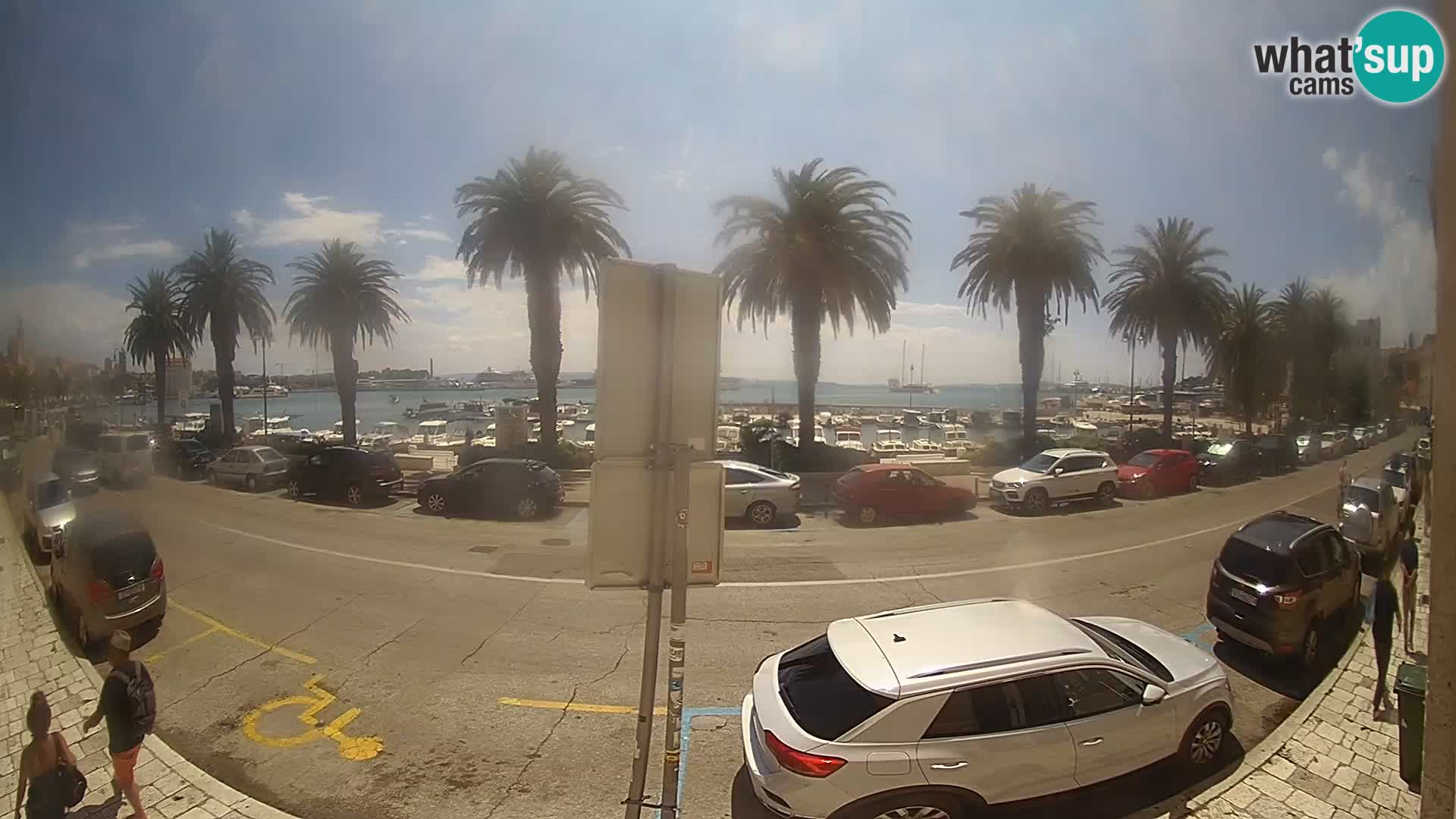 Webcam Split – Seaside Promenade