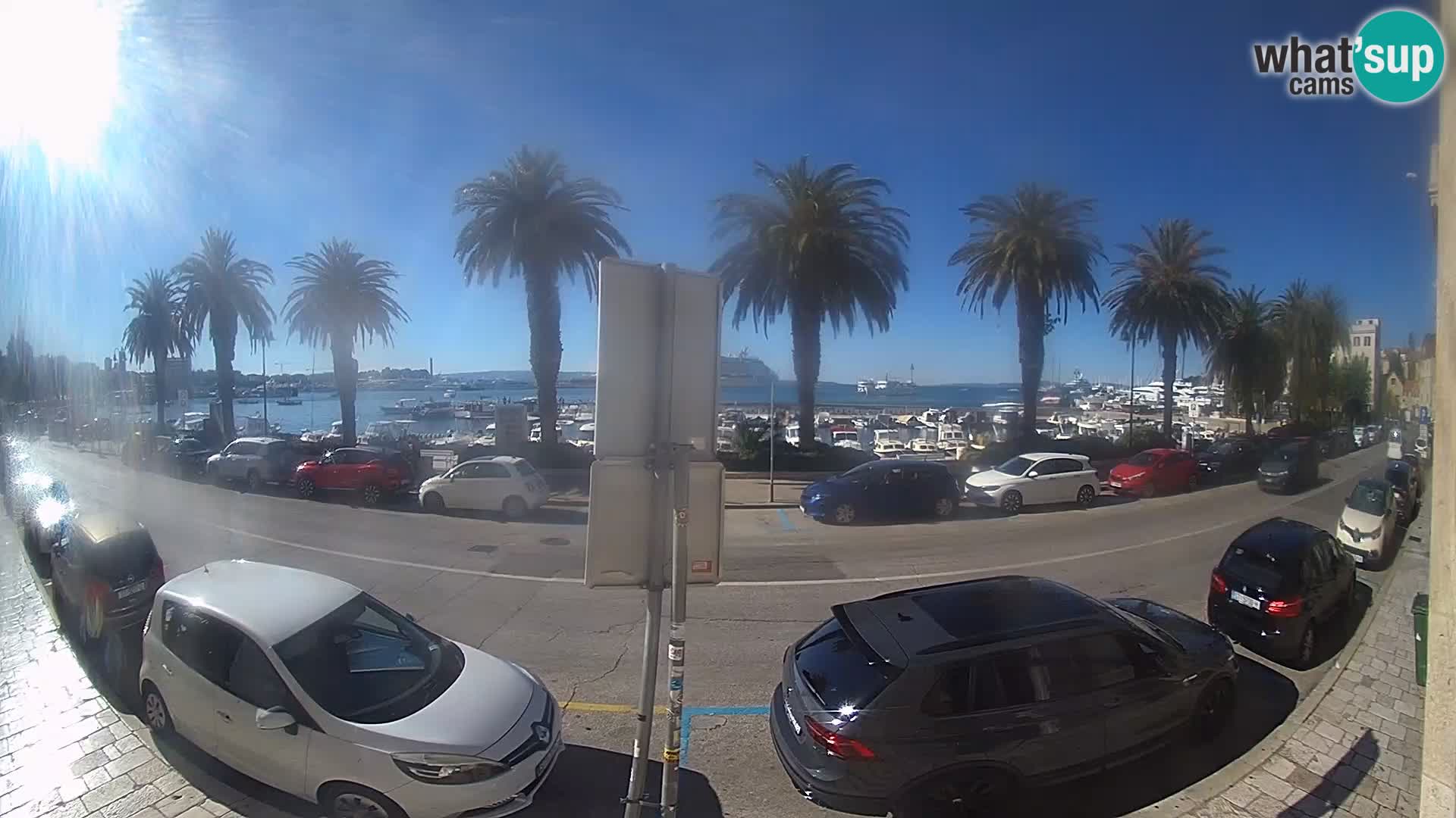 Webcam Split – Seaside Promenade