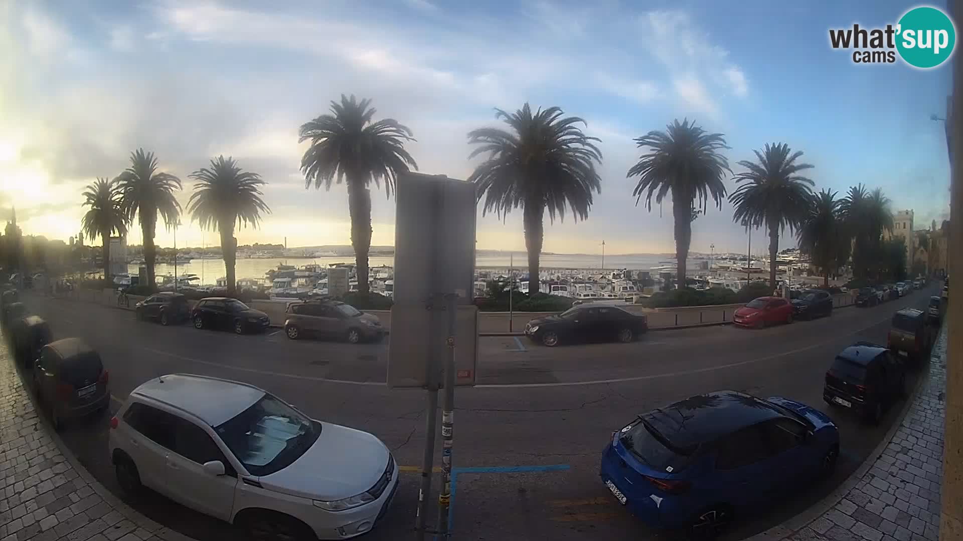 Webcam Split – Seaside Promenade