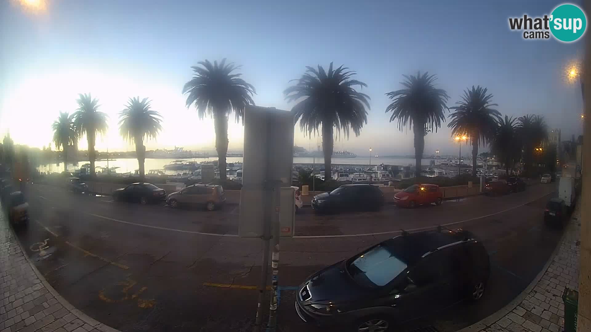 Webcam Split – Seaside Promenade