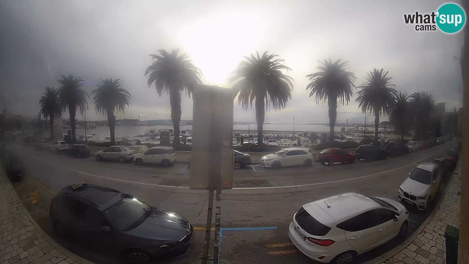 Webcam Split – Seaside Promenade