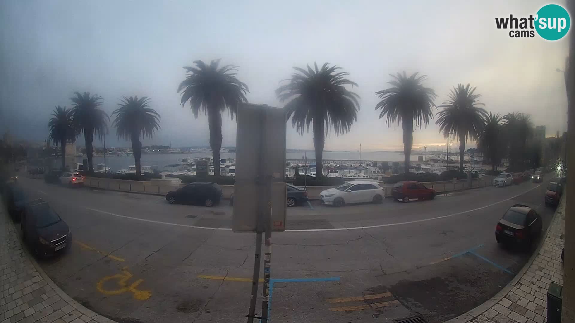Webcam Split – Seaside Promenade
