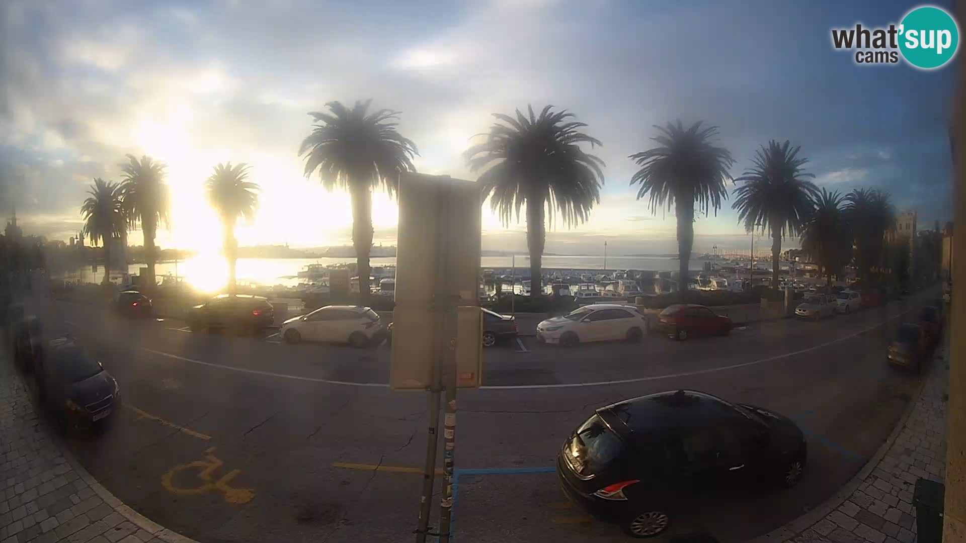 Webcam Split – Seaside Promenade
