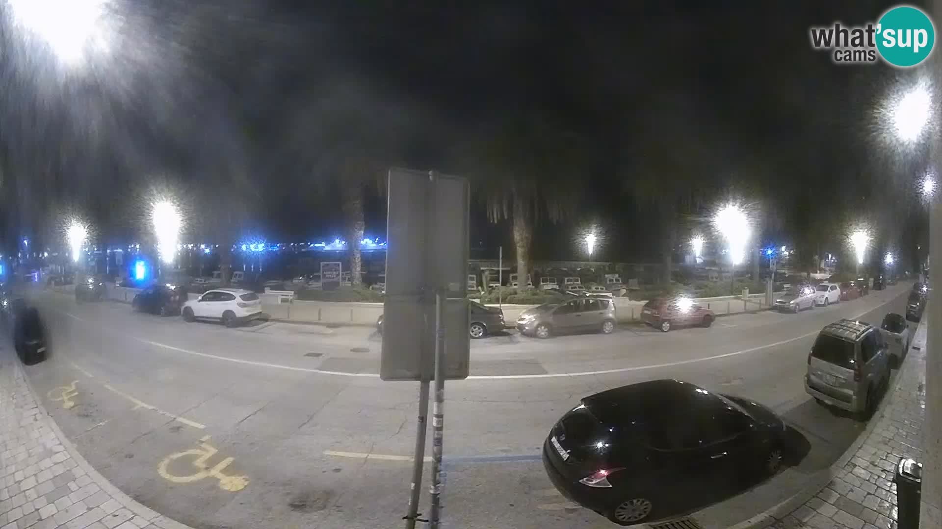 Webcam Split – Seaside Promenade