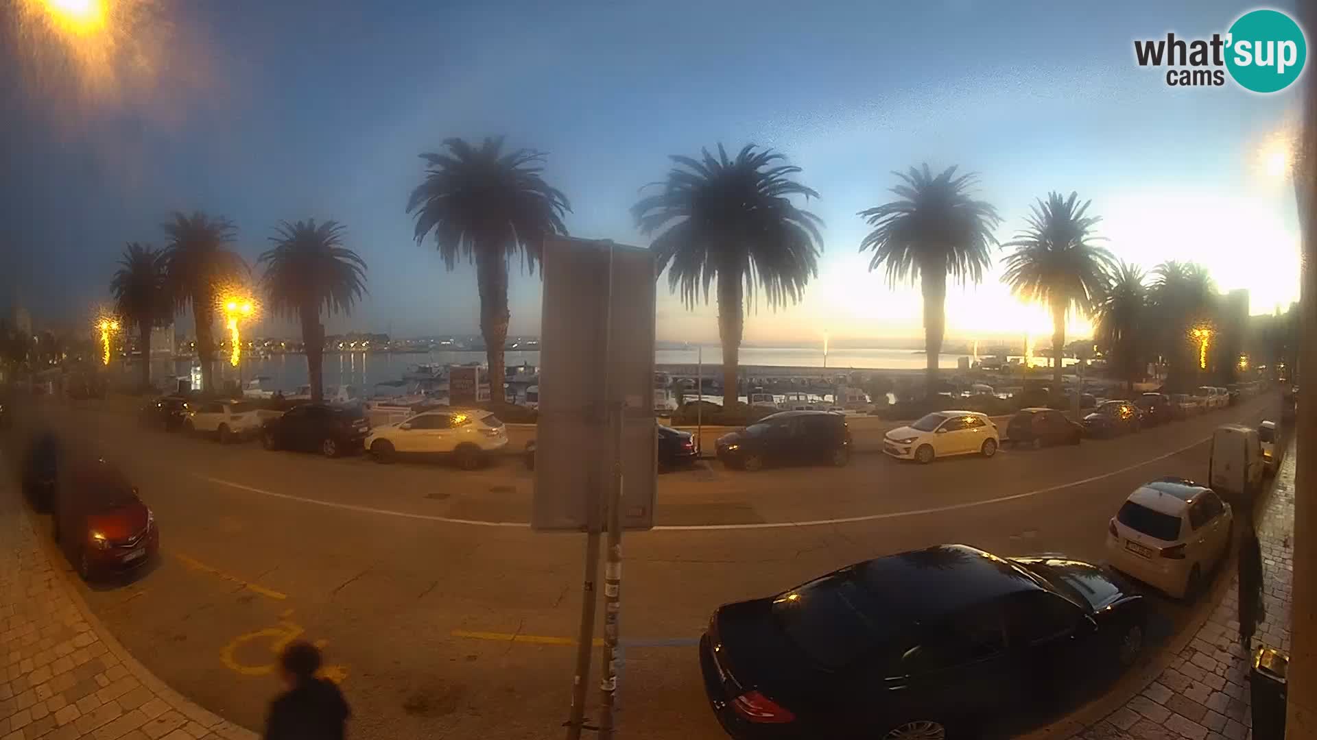 Webcam Split – Seaside Promenade