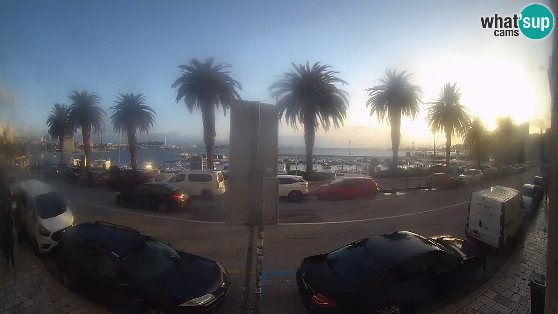 Webcam Split – Seaside Promenade