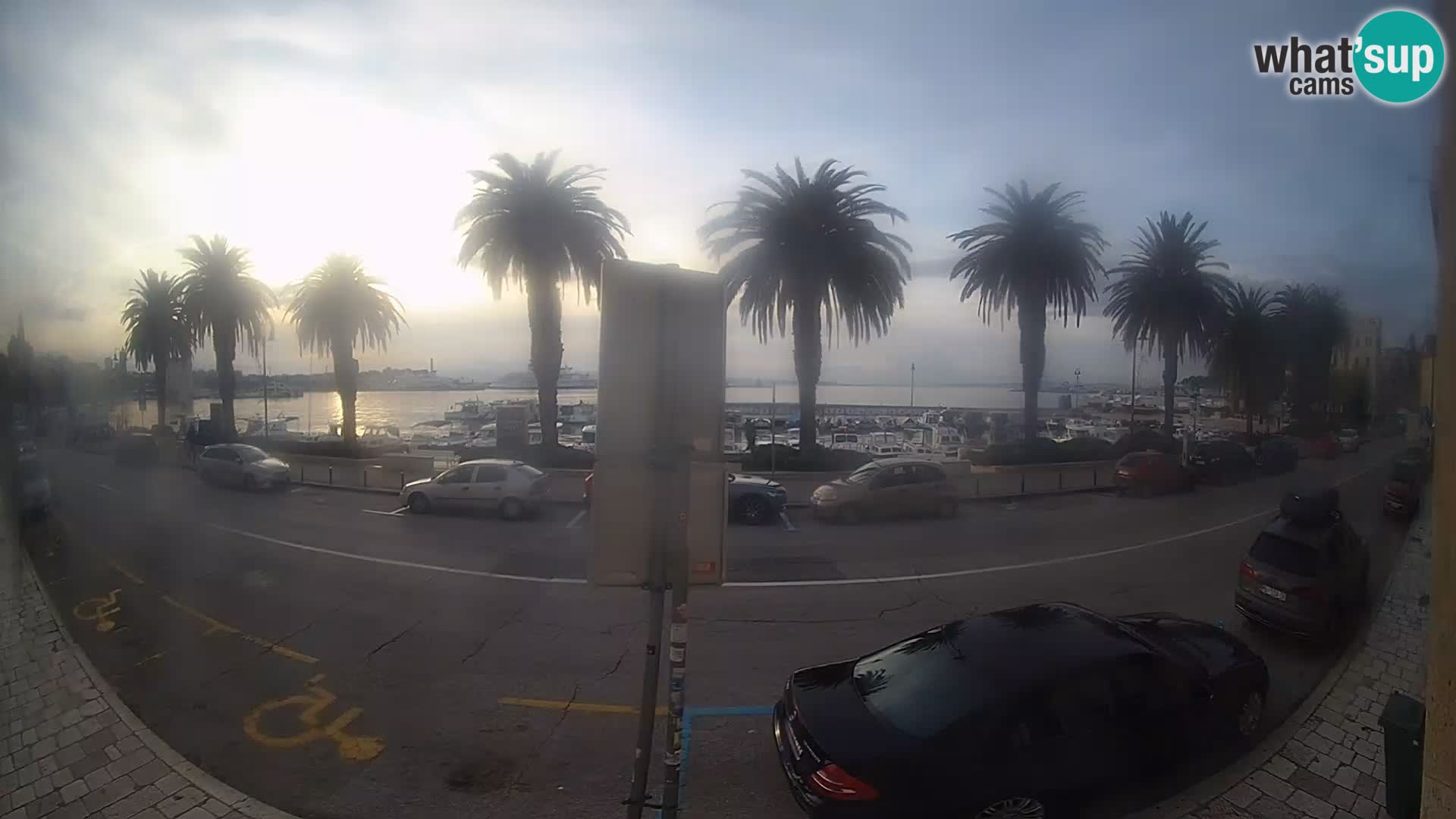Webcam Split – Seaside Promenade