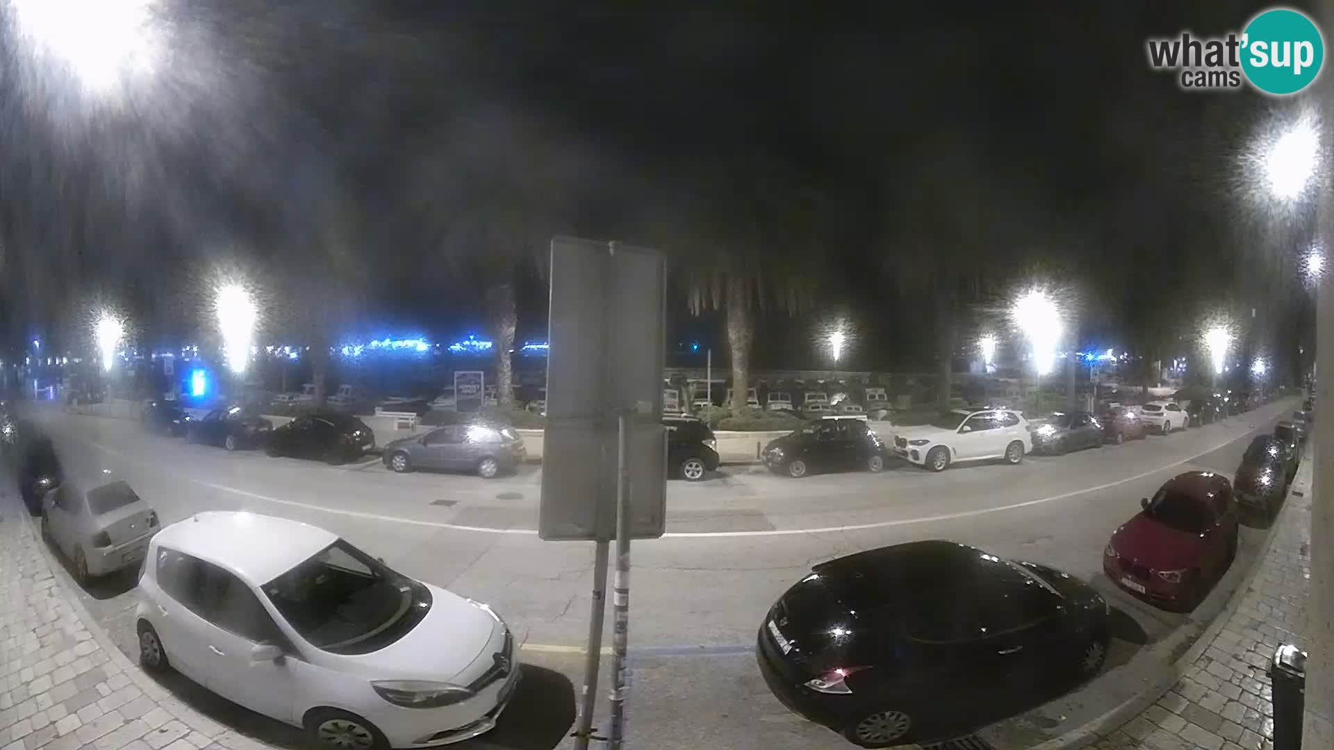 Webcam Split – Seaside Promenade