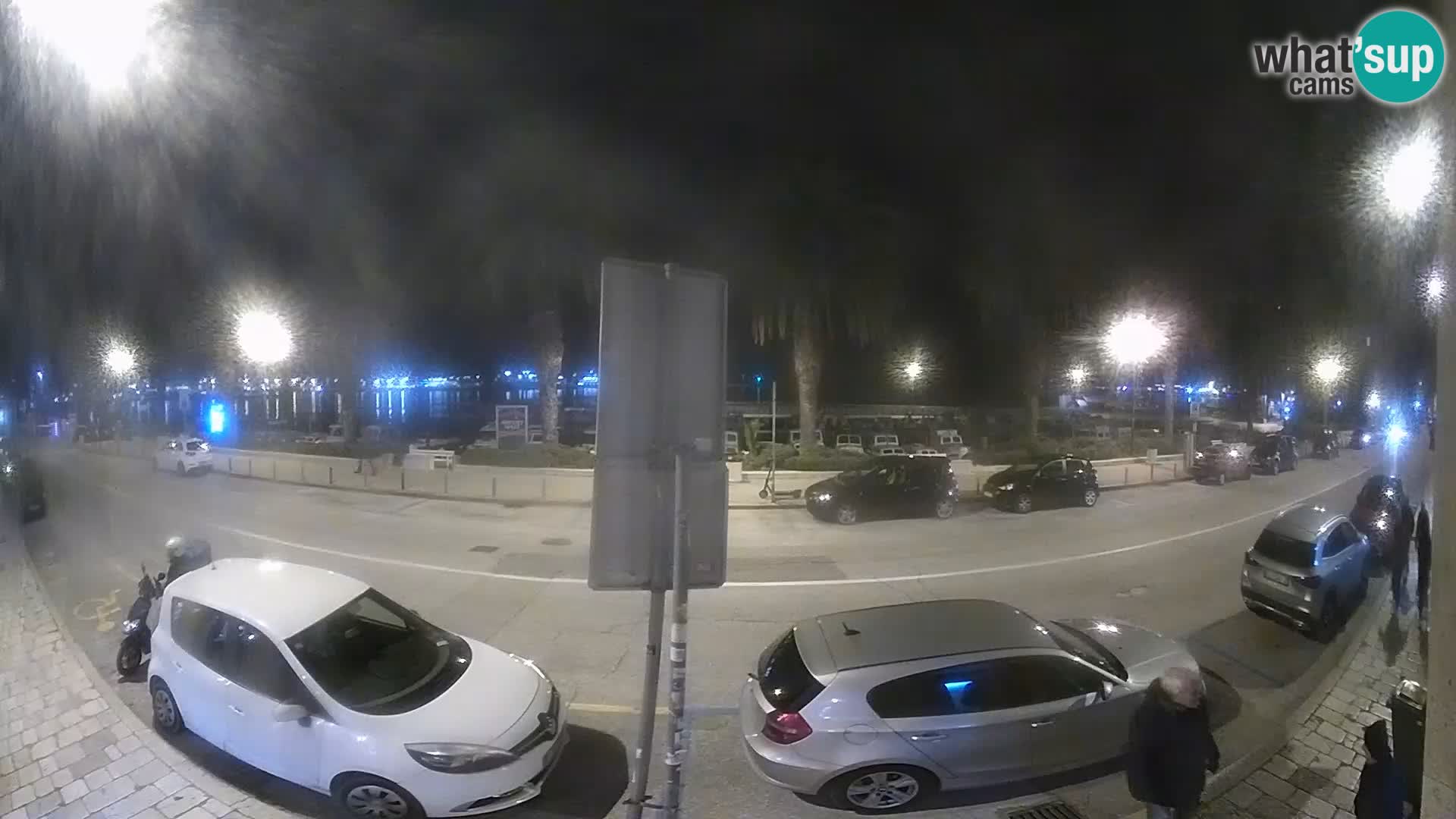 Webcam Split – Seaside Promenade