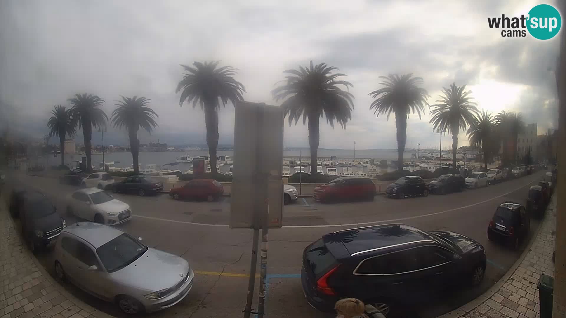 Webcam Split – Seaside Promenade