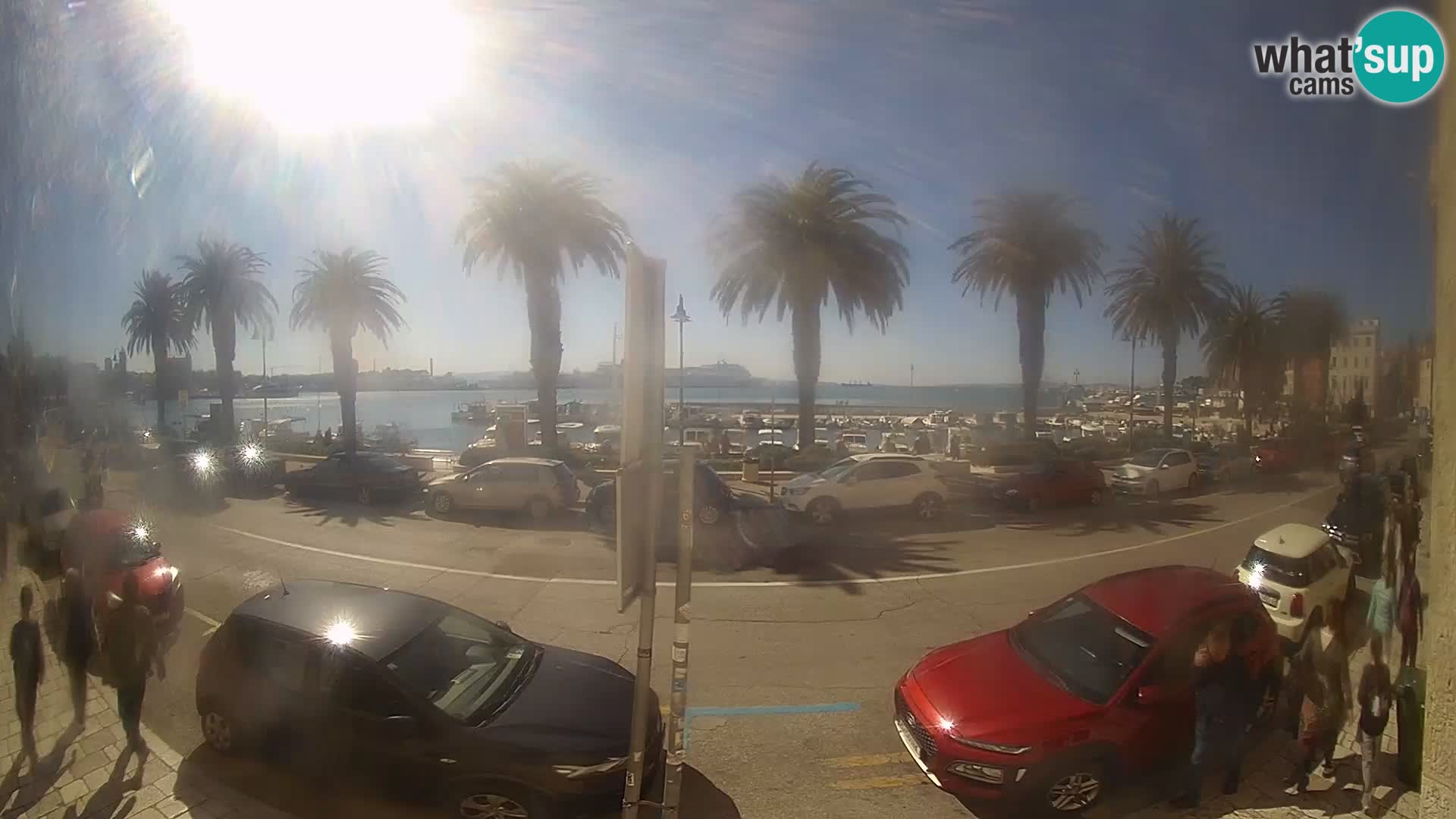 Webcam Split – Seaside Promenade