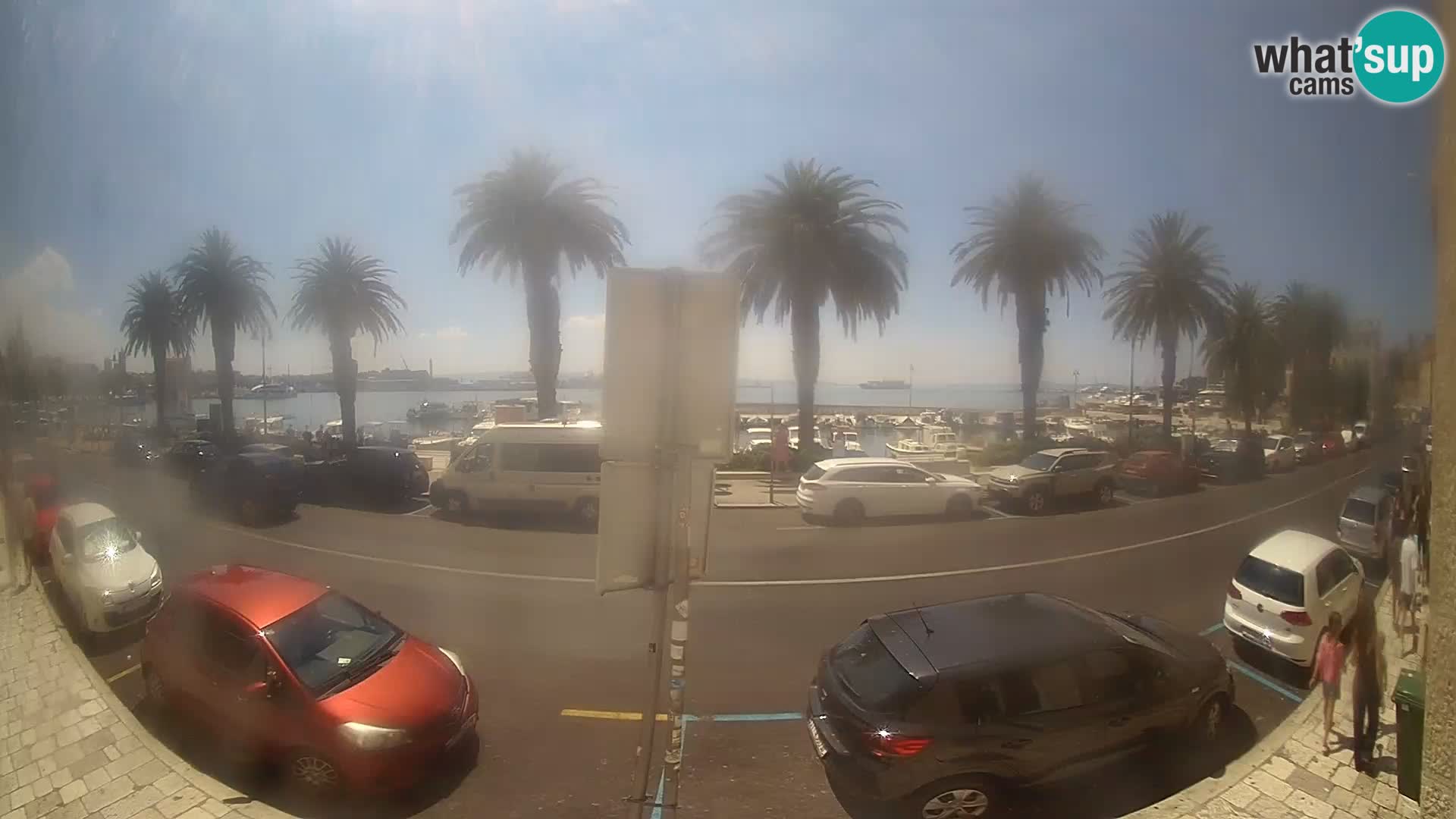 Webcam Split – Seaside Promenade