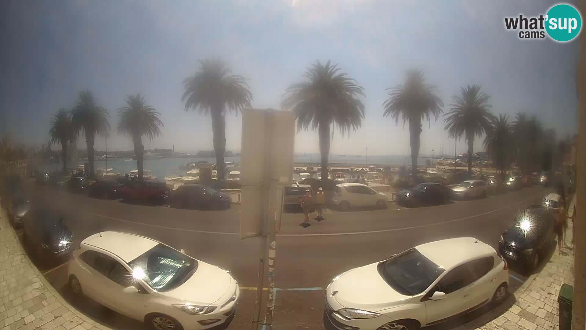 Webcam Split – Seaside Promenade