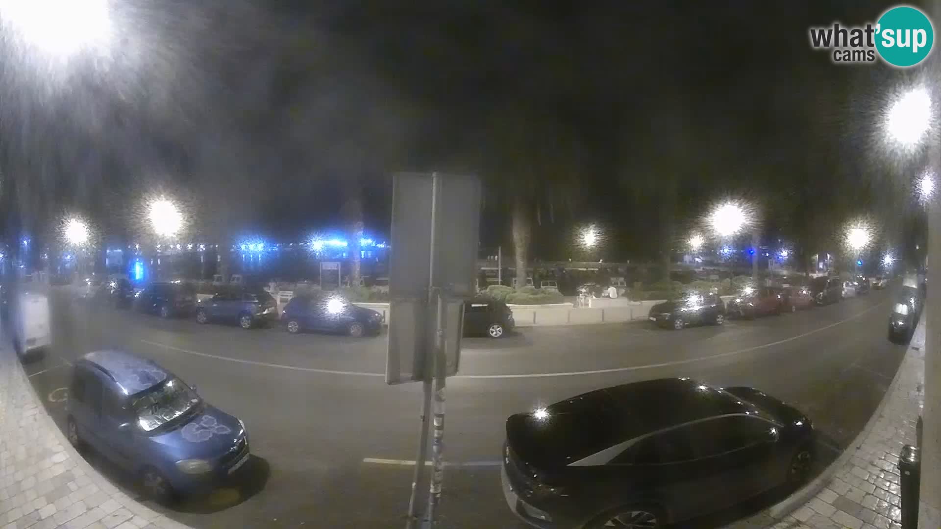 Webcam Split – Seaside Promenade