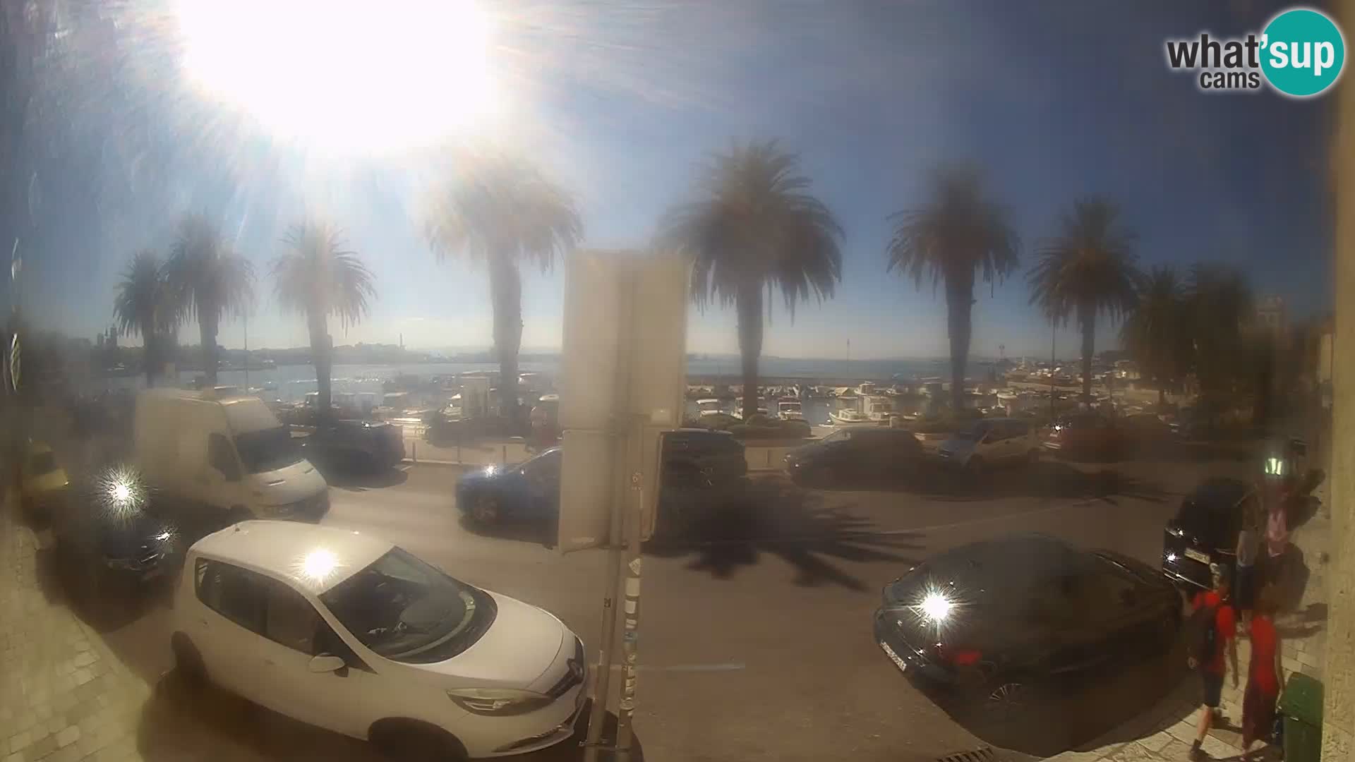 Webcam Split – Seaside Promenade
