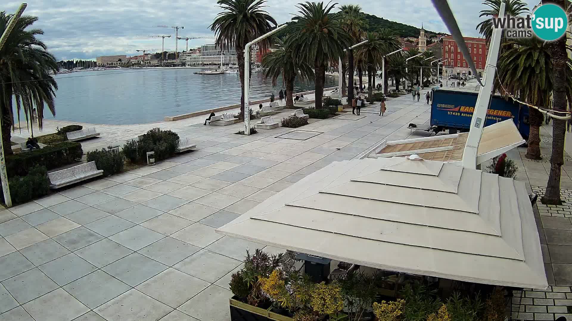 Split – pogled na splitsku rivu