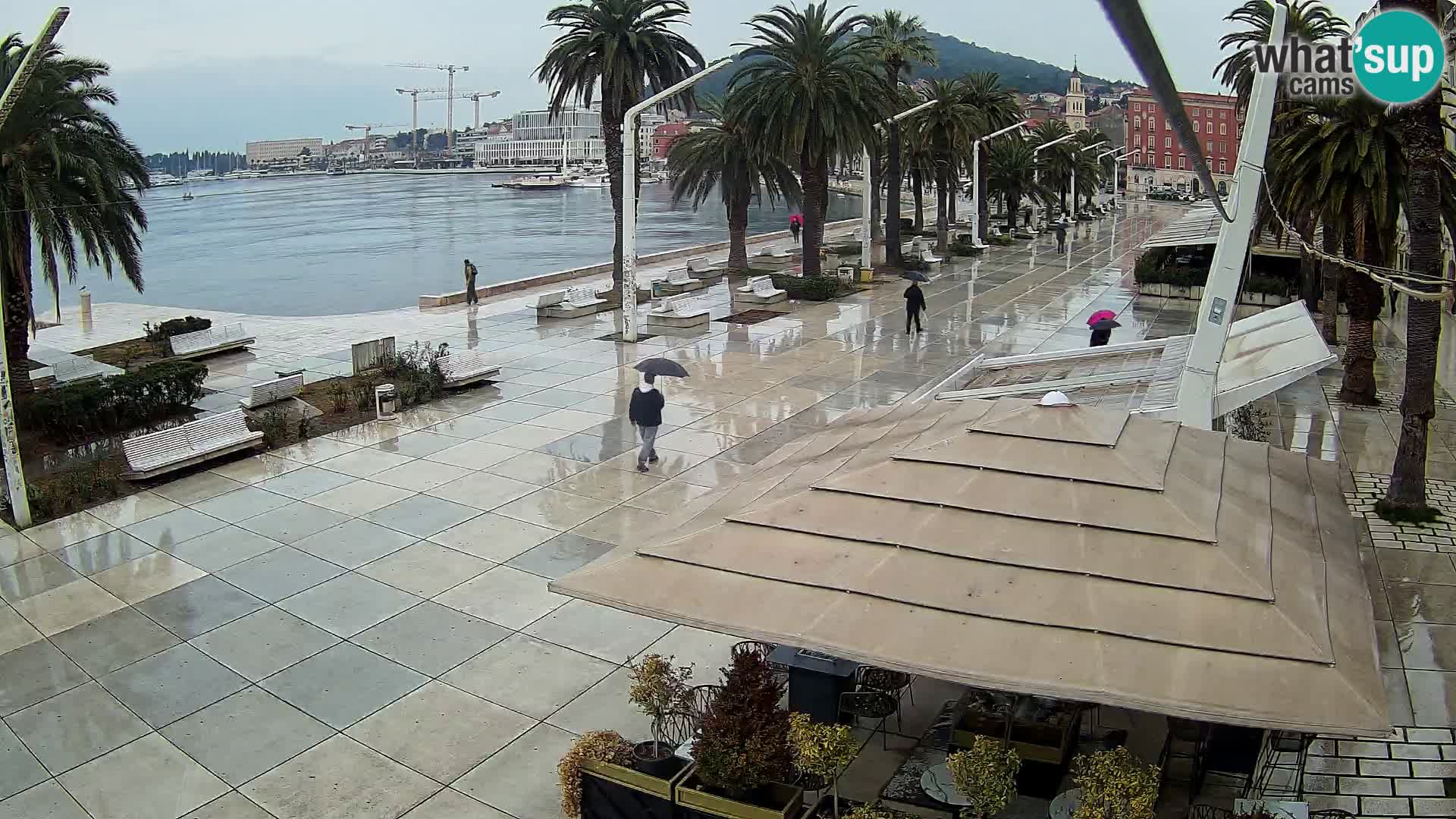 Split – pogled na splitsko rivo