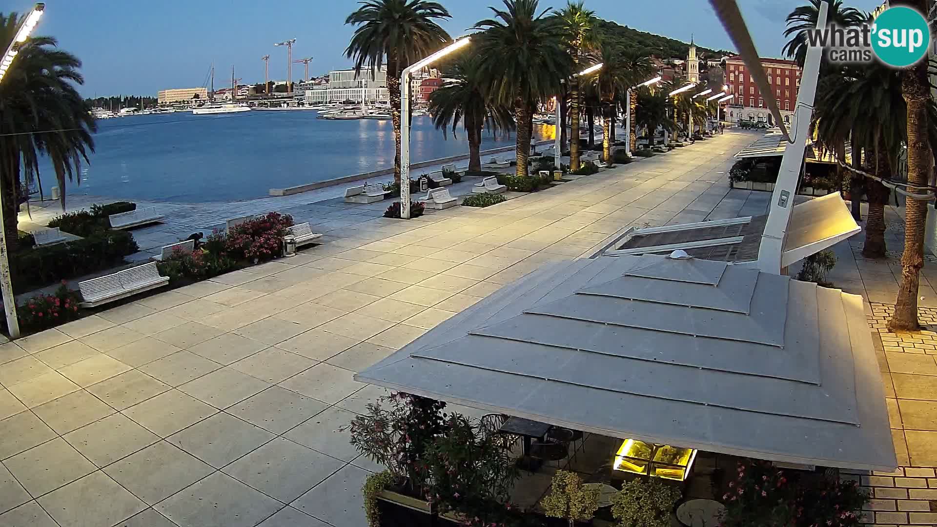 Split – pogled na splitsko rivo