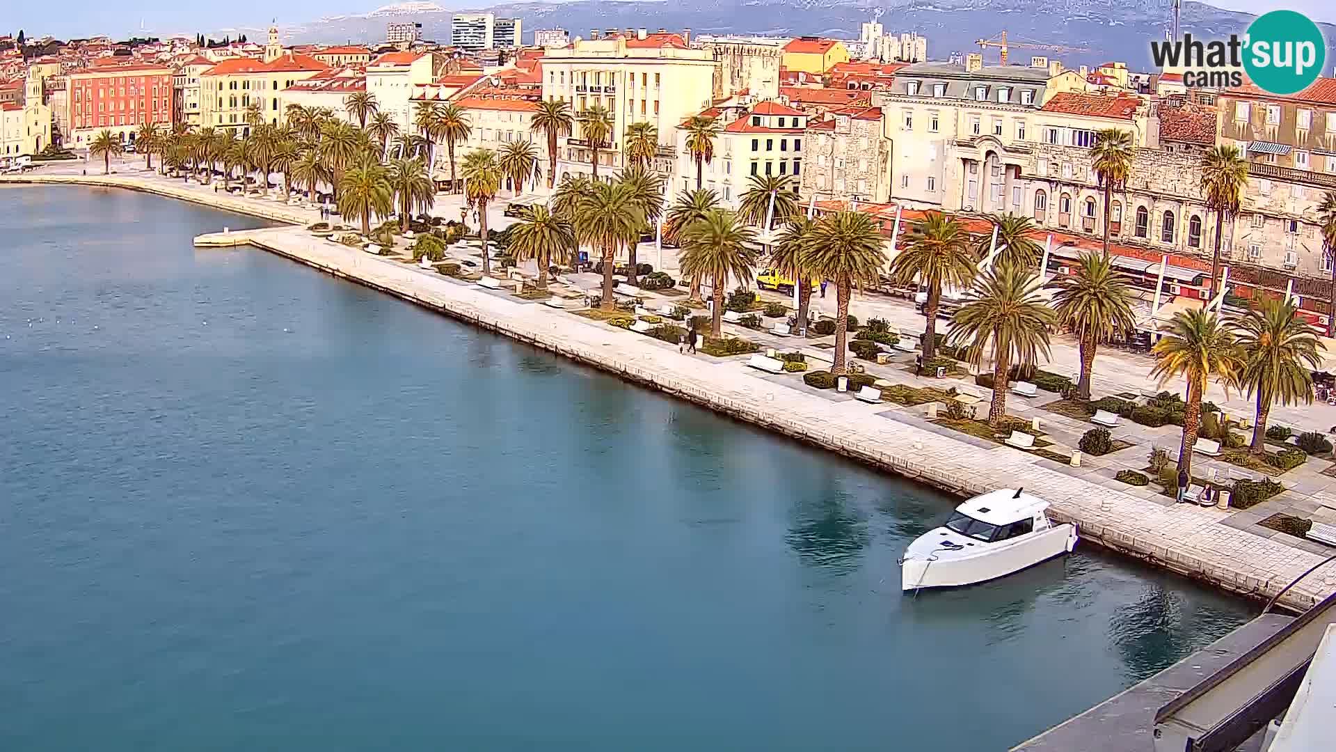 Kamera v živo Split  riva in pristanišče