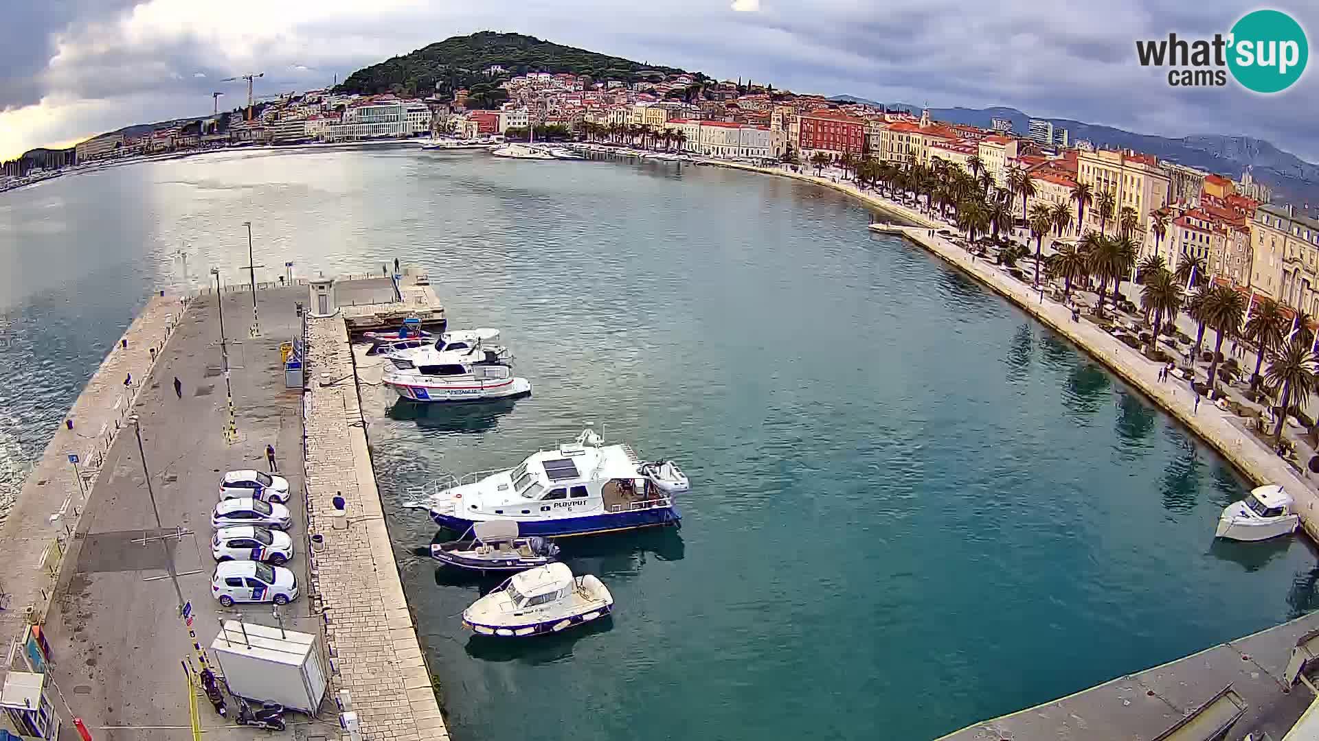 Kamera v živo Split  riva in pristanišče