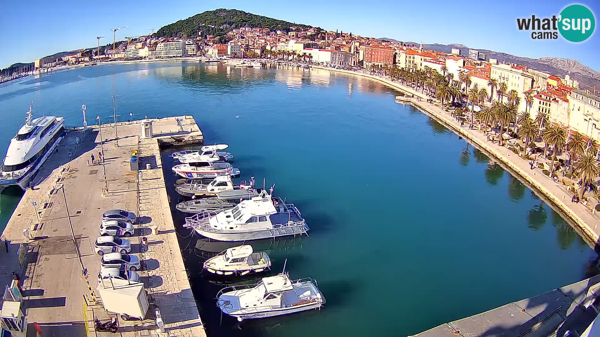 Kamera v živo Split  riva in pristanišče