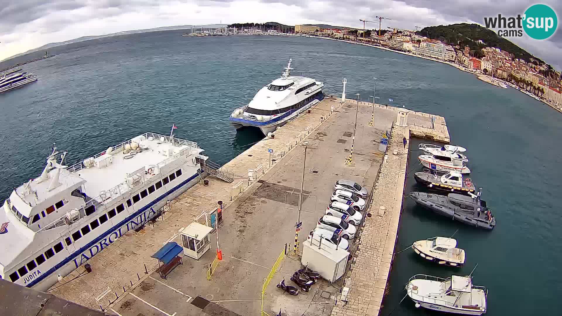 Split livecam panorama