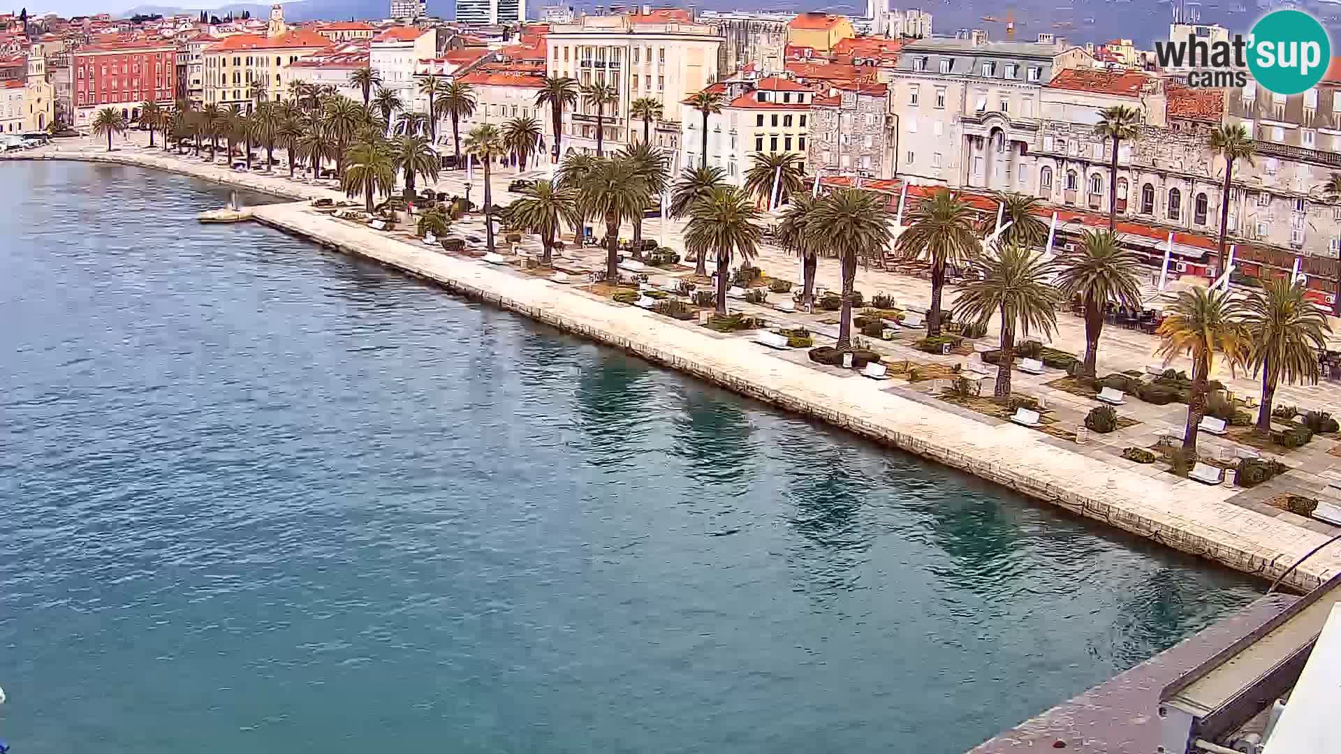 Kamera v živo Split  riva in pristanišče