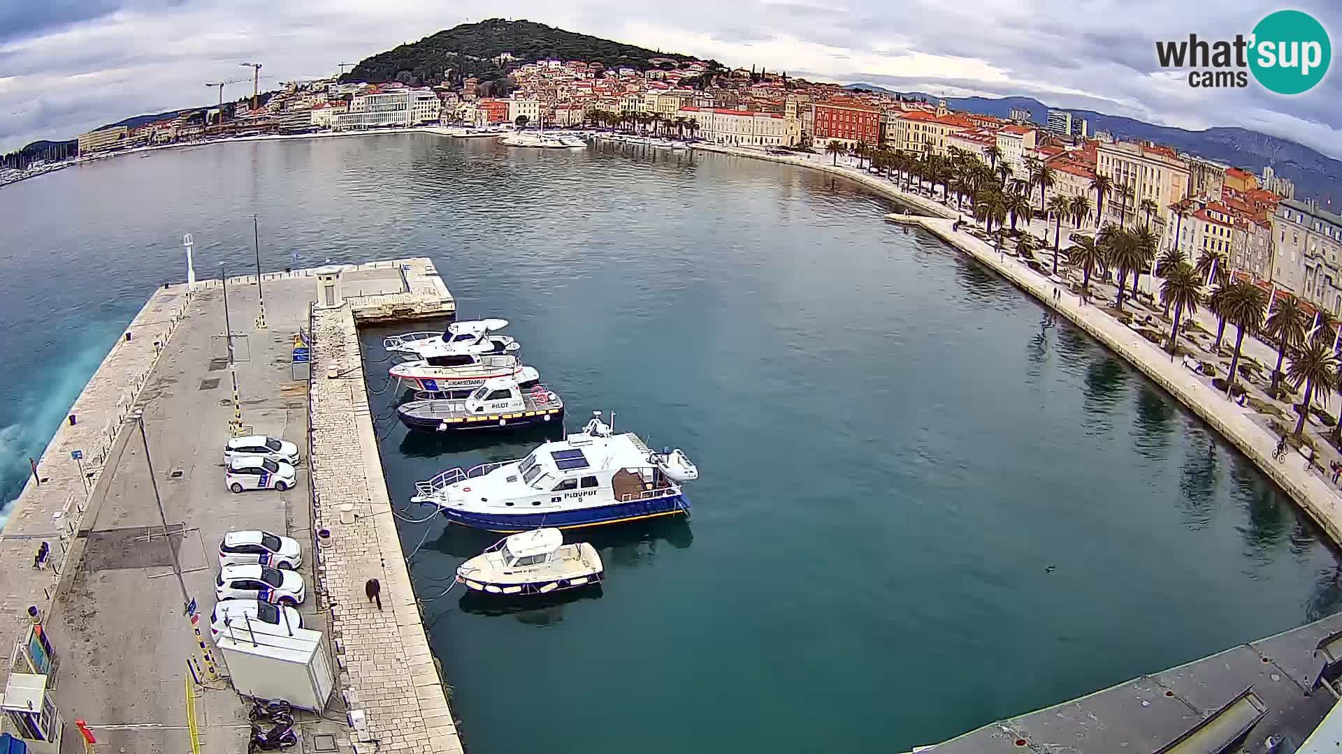 Kamera v živo Split  riva in pristanišče