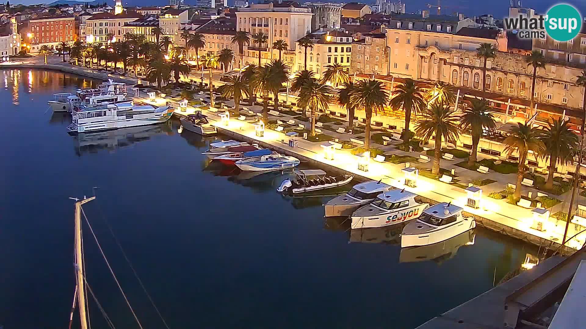 Kamera v živo Split  riva in pristanišče