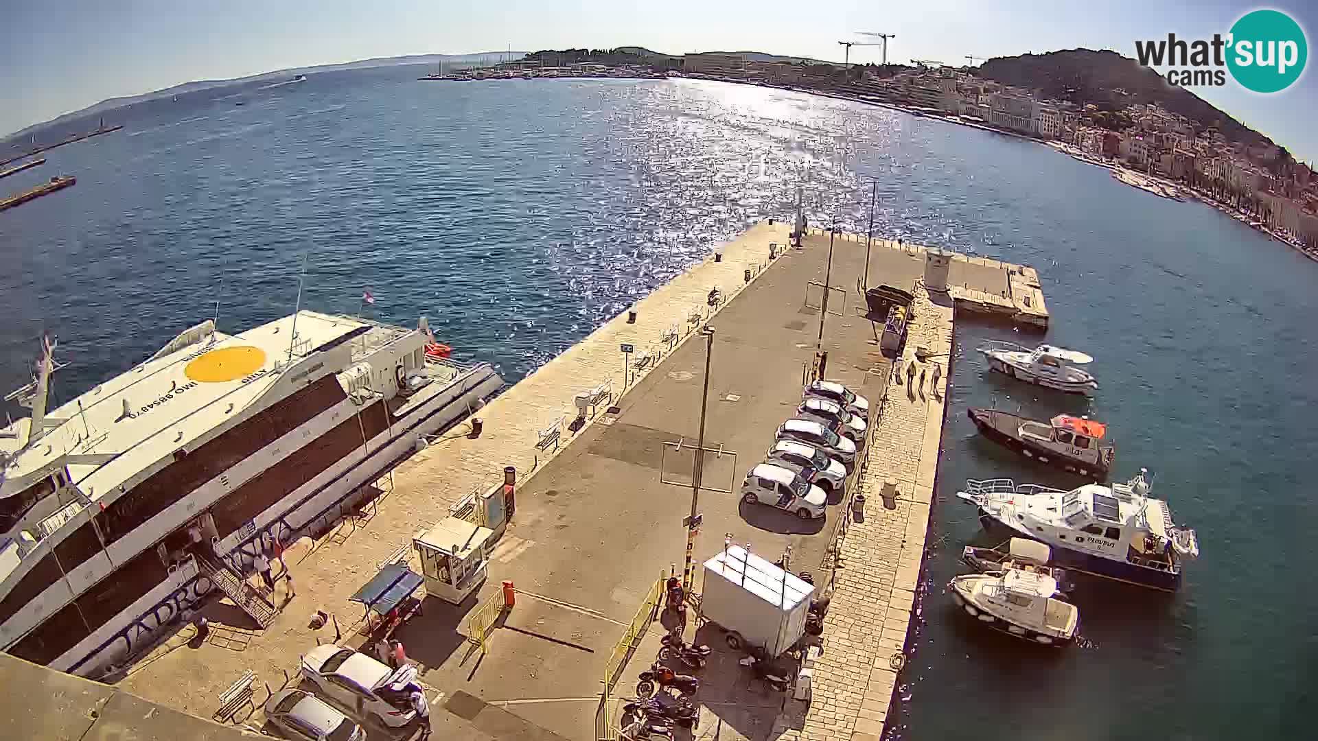 Kamera v živo Split  riva in pristanišče